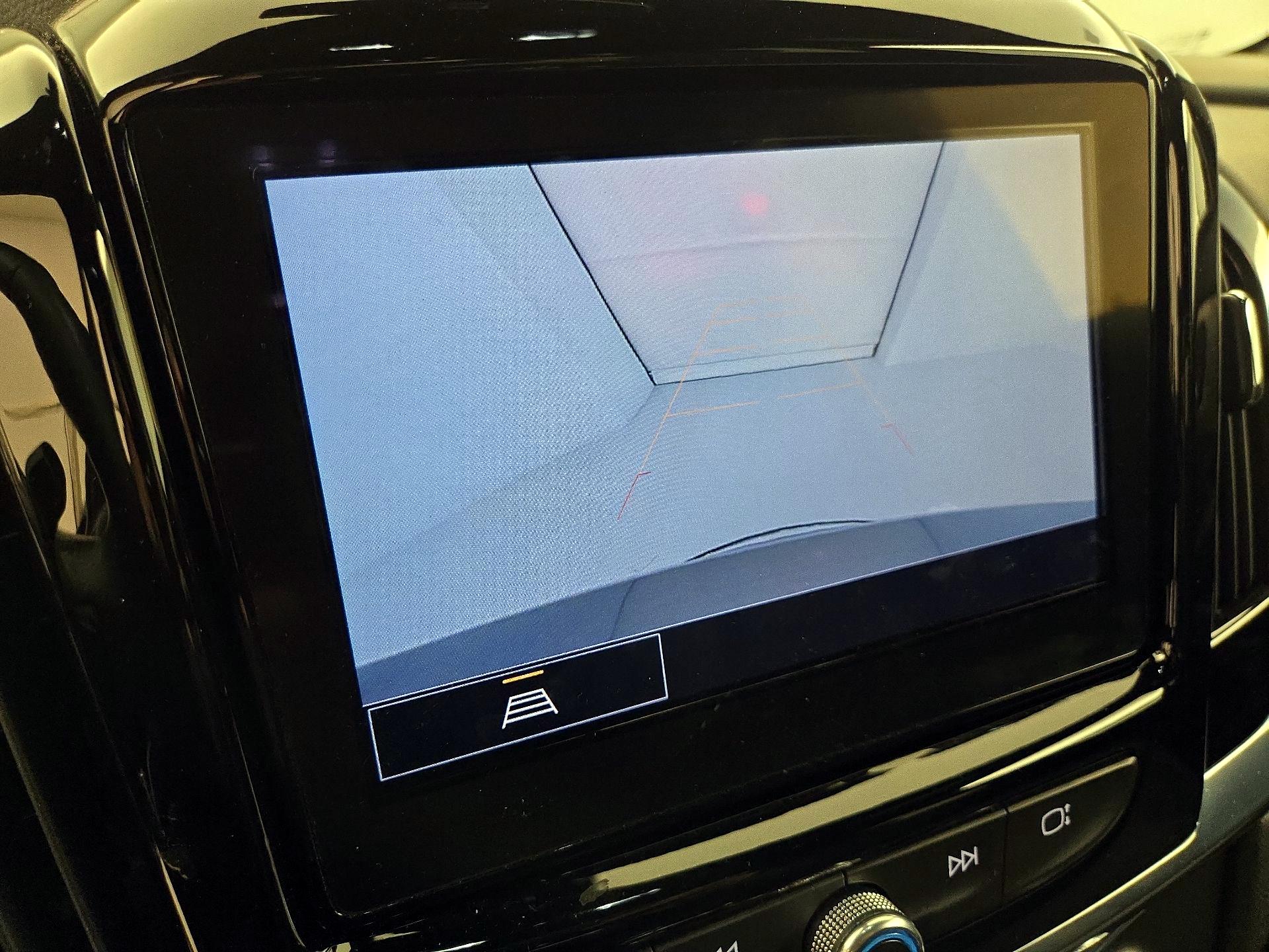 Thumbnail: 2023 Chevrolet Traverse - 14