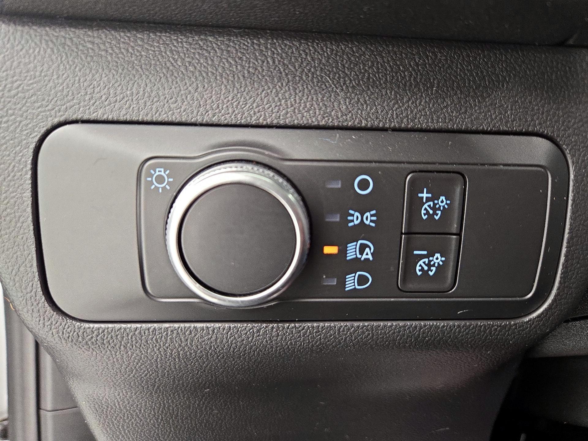 Thumbnail: 2020 Ford Escape - 13