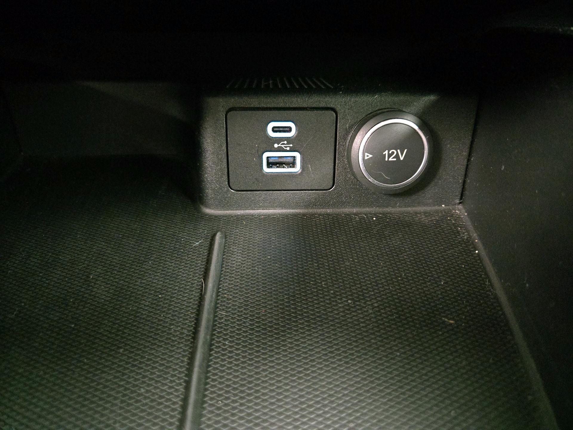 Thumbnail: 2020 Ford Escape - 19