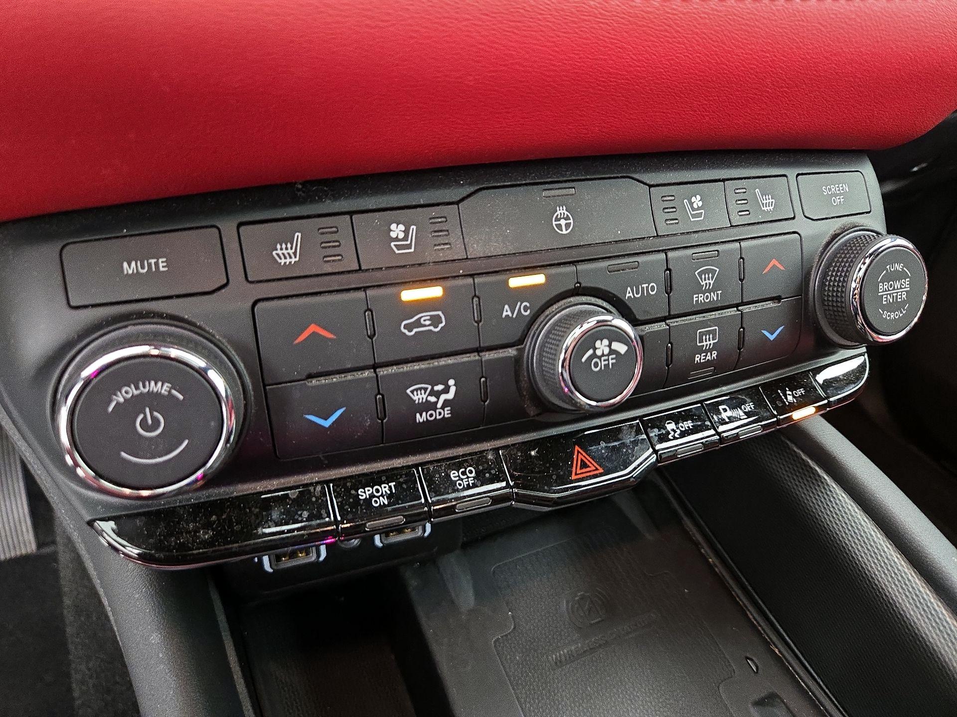 Thumbnail: 2022 Dodge Durango - 17