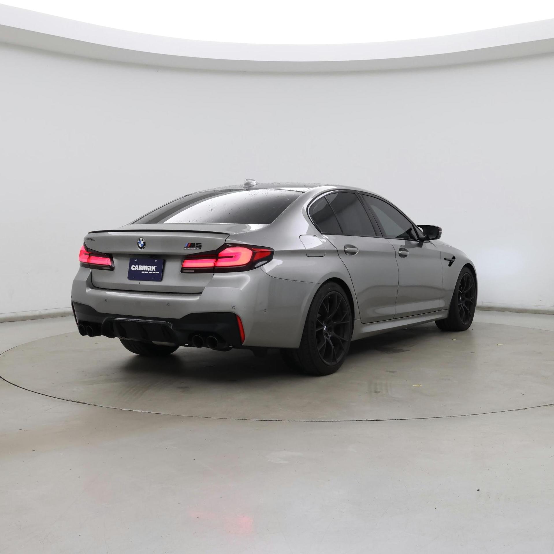 Thumbnail: 2022 BMW M5 - 8