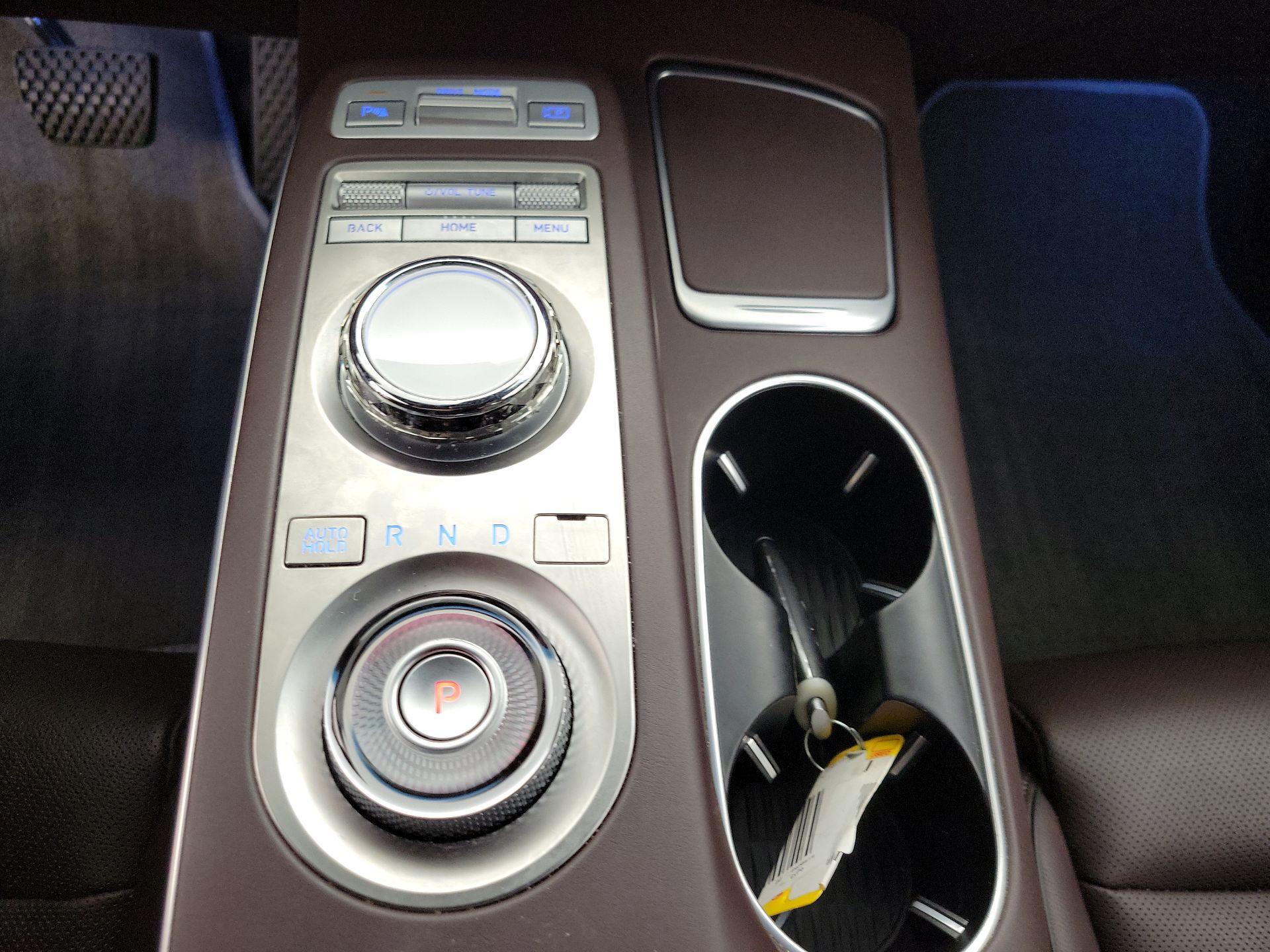 Thumbnail: 2022 Genesis GV70 - 18