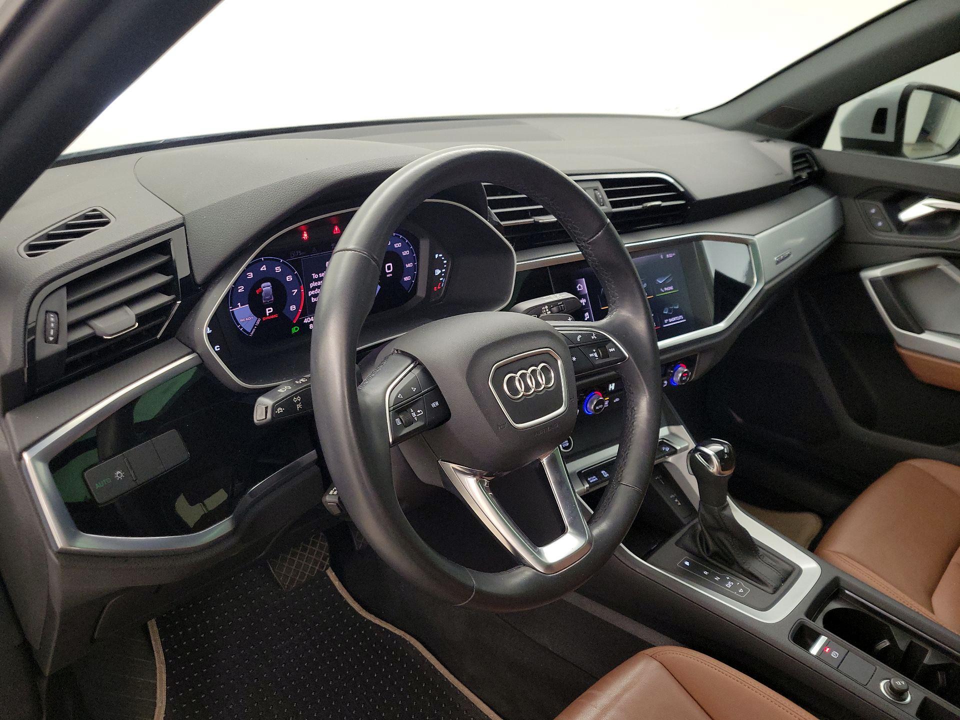 Thumbnail: 2021 Audi Q3 - 9