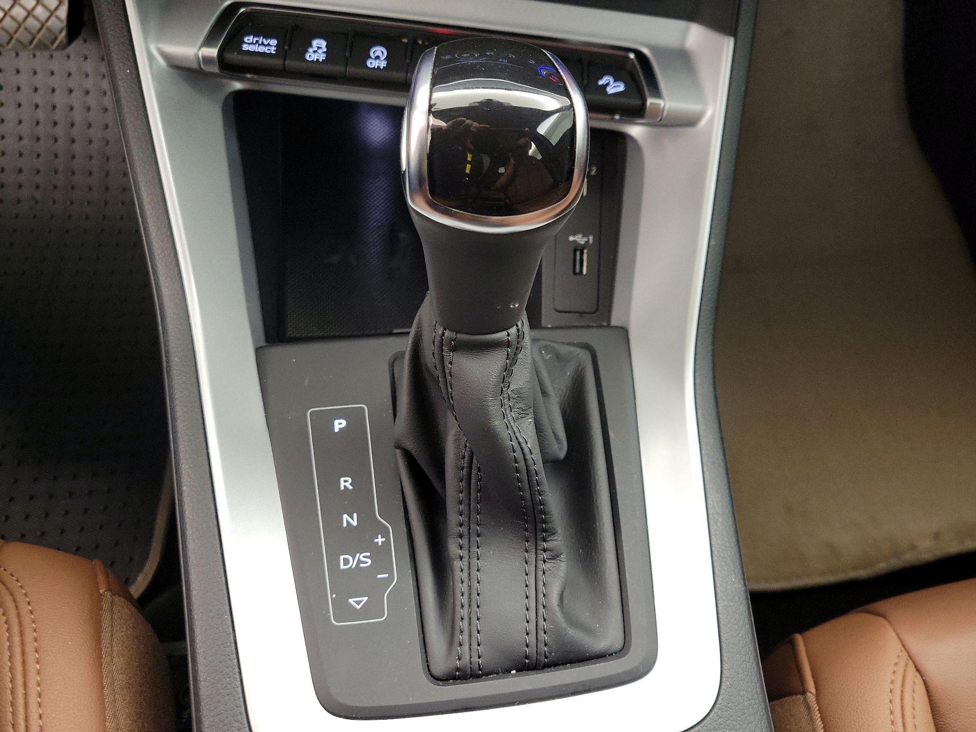 Thumbnail: 2021 Audi Q3 - 17