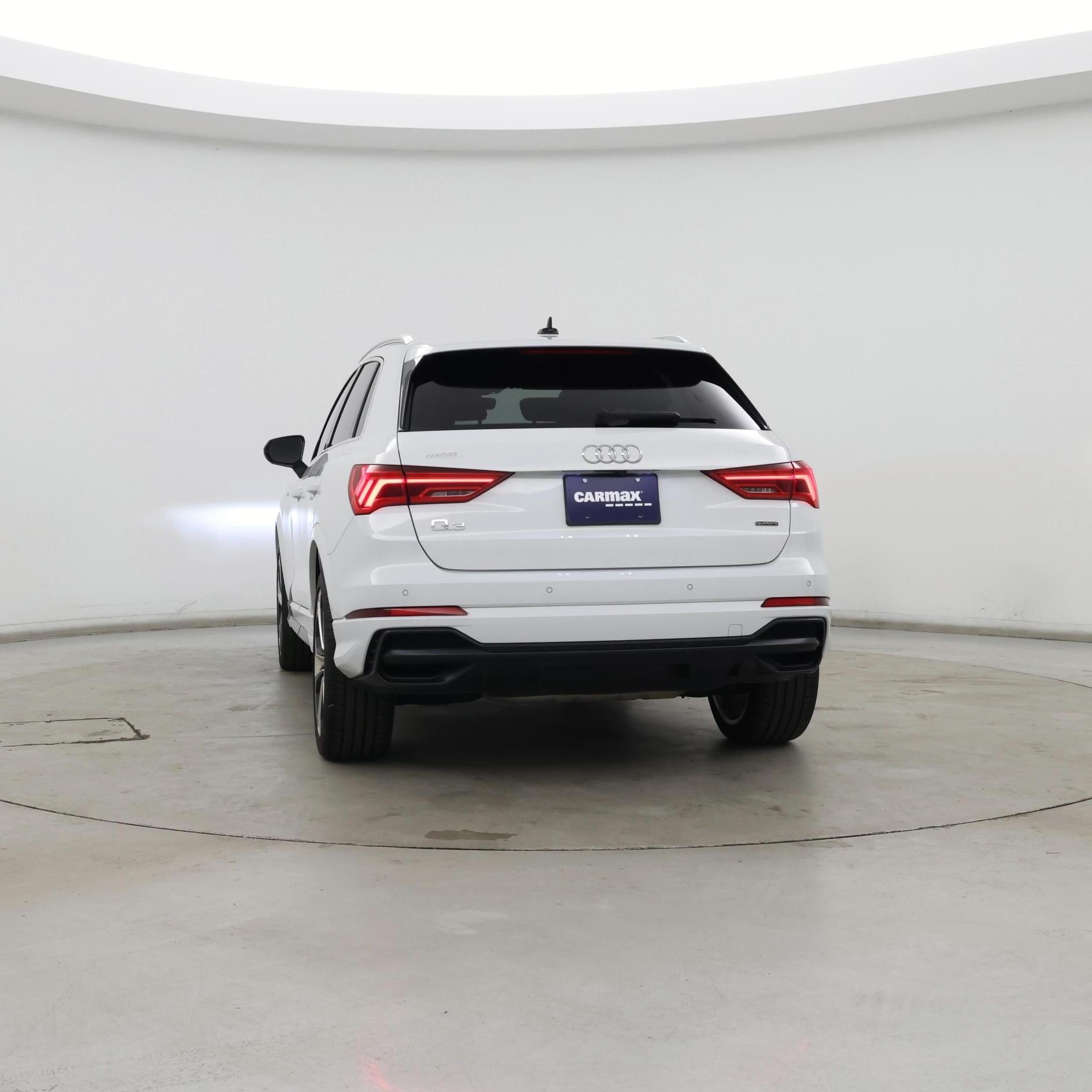 Thumbnail: 2021 Audi Q3 - 6