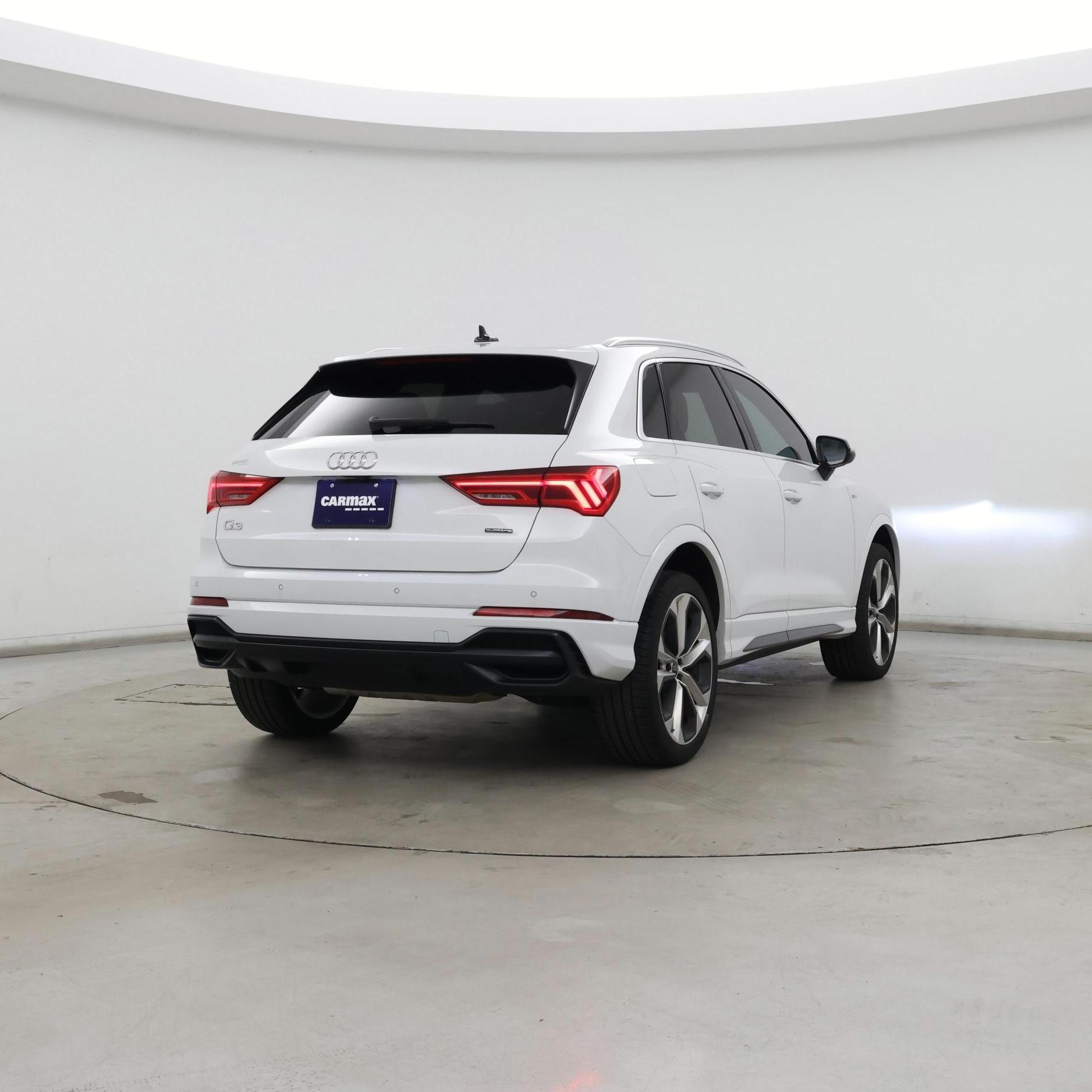 Thumbnail: 2021 Audi Q3 - 8