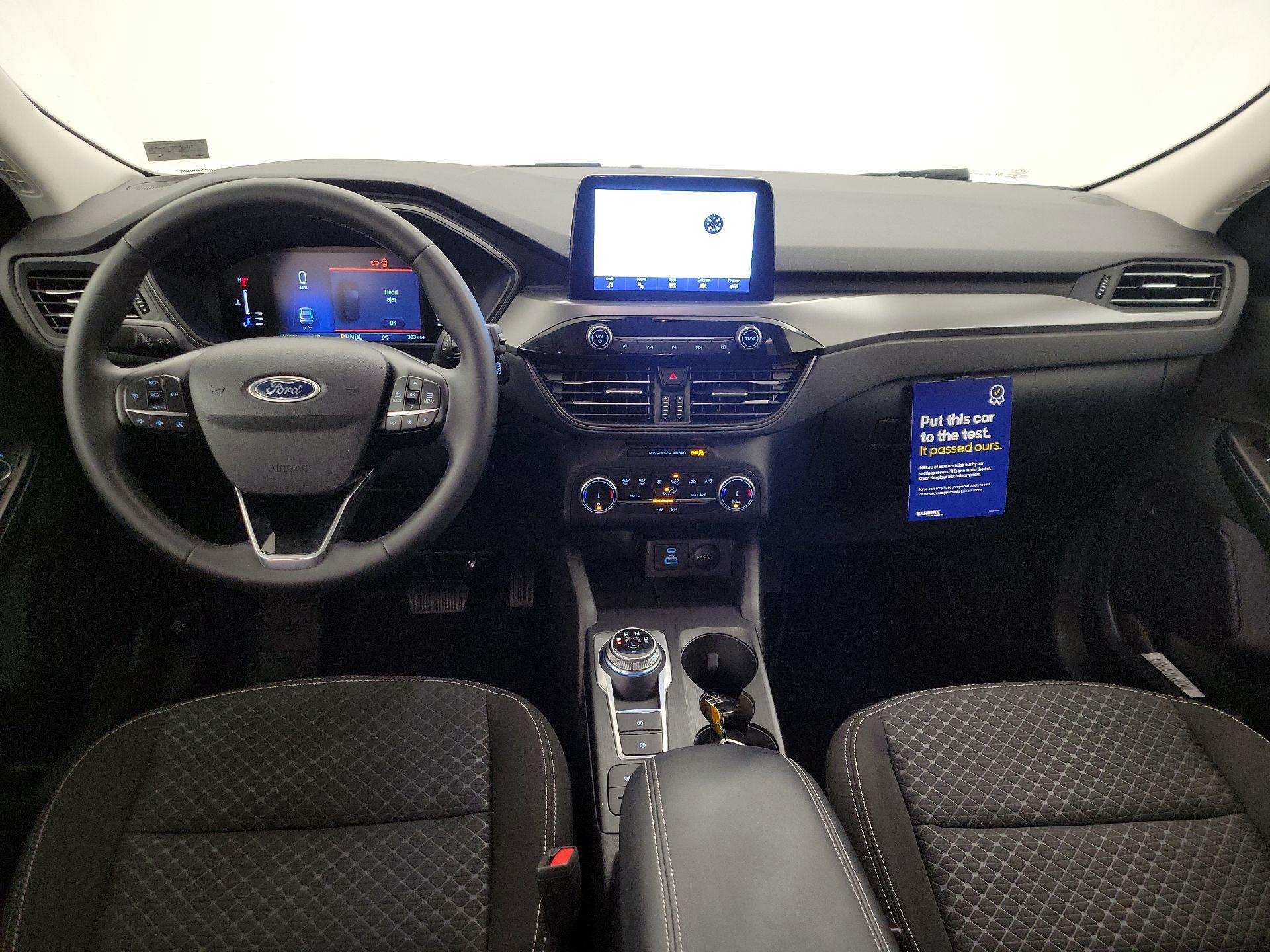 Thumbnail: 2023 Ford Escape - 9