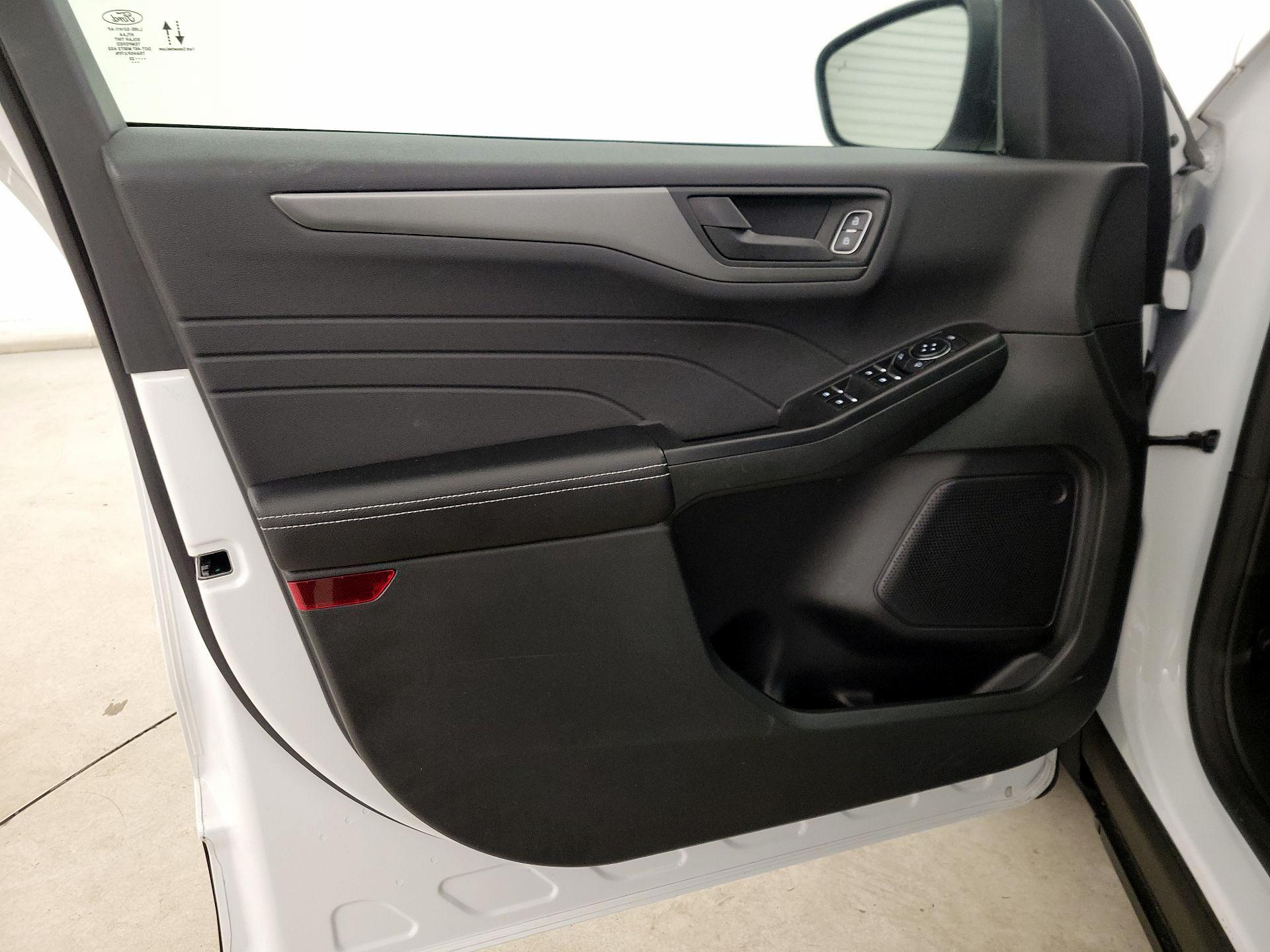 Thumbnail: 2023 Ford Escape - 12