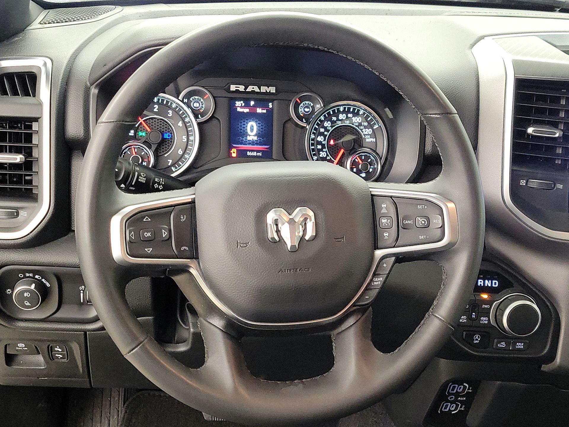 Thumbnail: 2025 RAM 1500 - 10