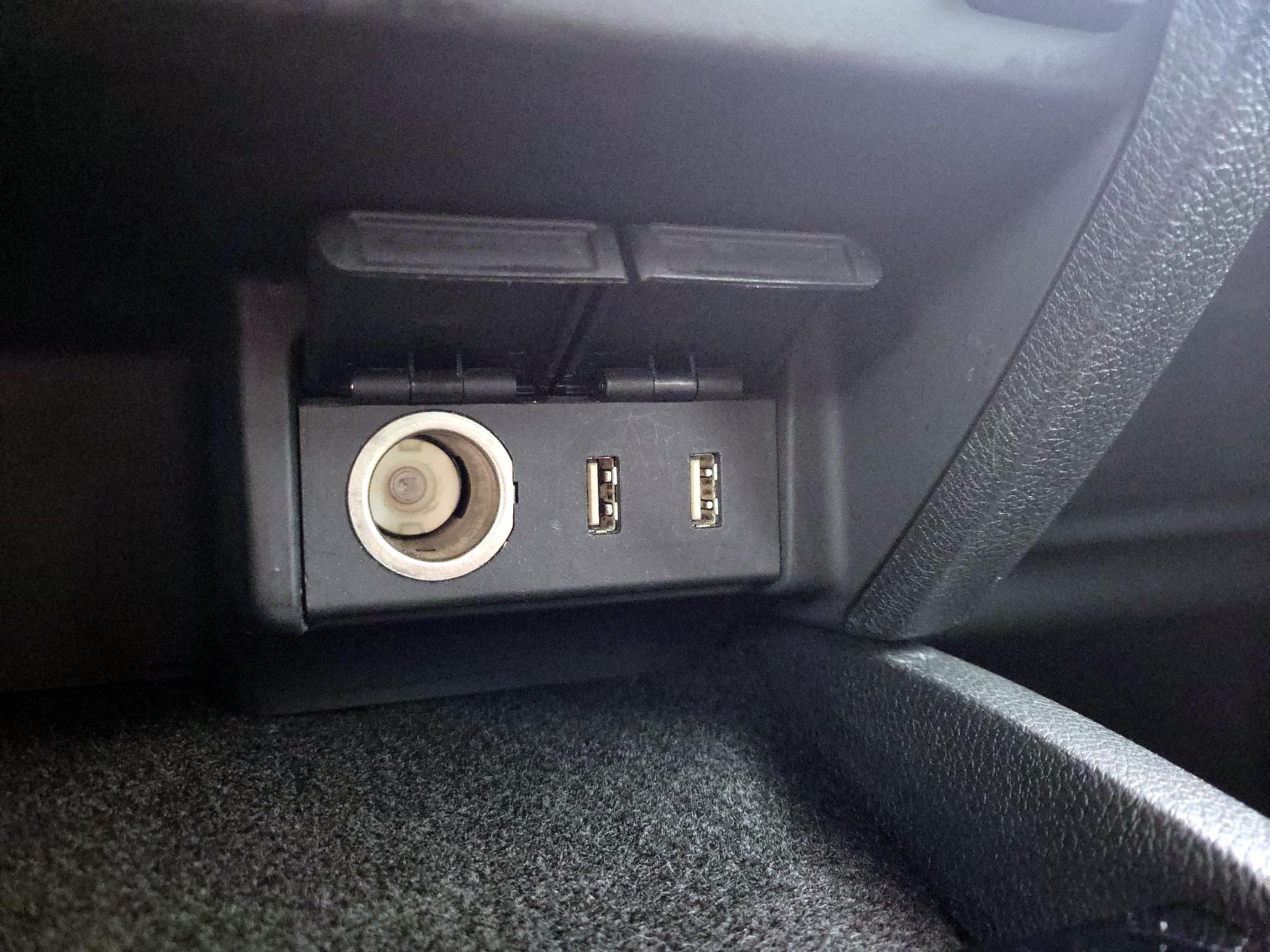 Thumbnail: 2017 Honda Pilot - 19