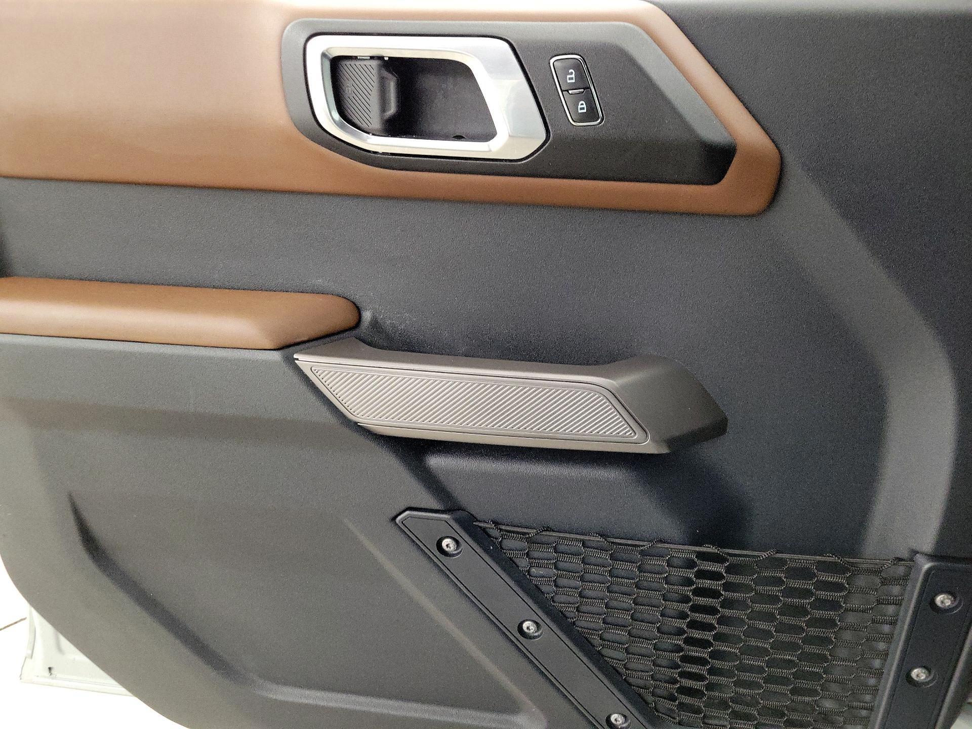 Thumbnail: 2022 Ford Bronco - 12