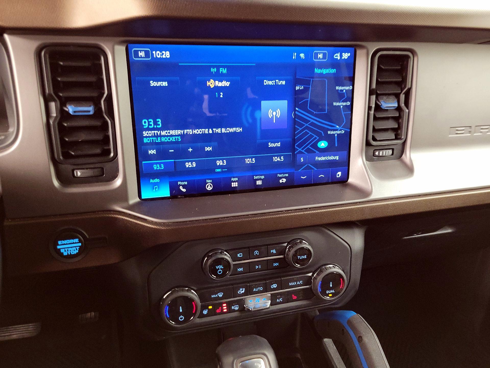 Thumbnail: 2022 Ford Bronco - 16