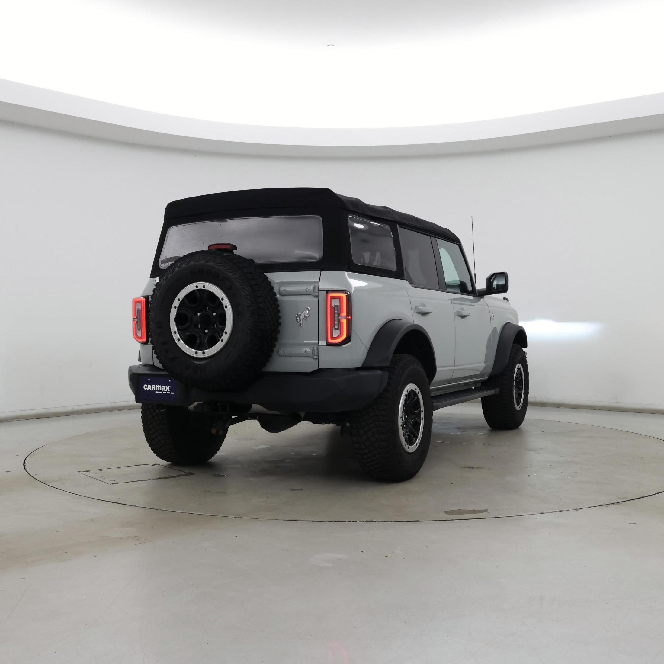 Thumbnail: 2022 Ford Bronco - 8