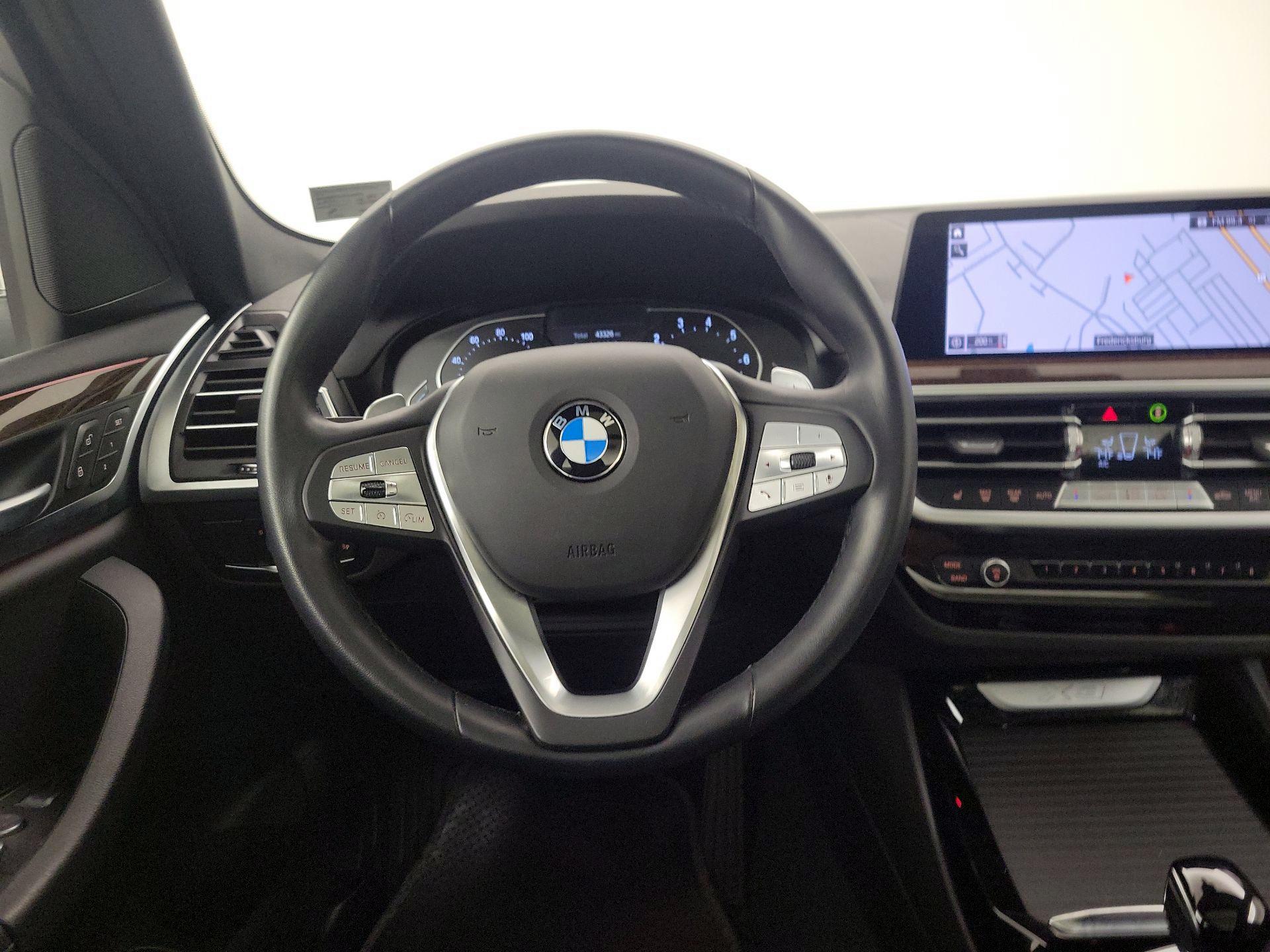 Thumbnail: 2022 BMW X3 - 10