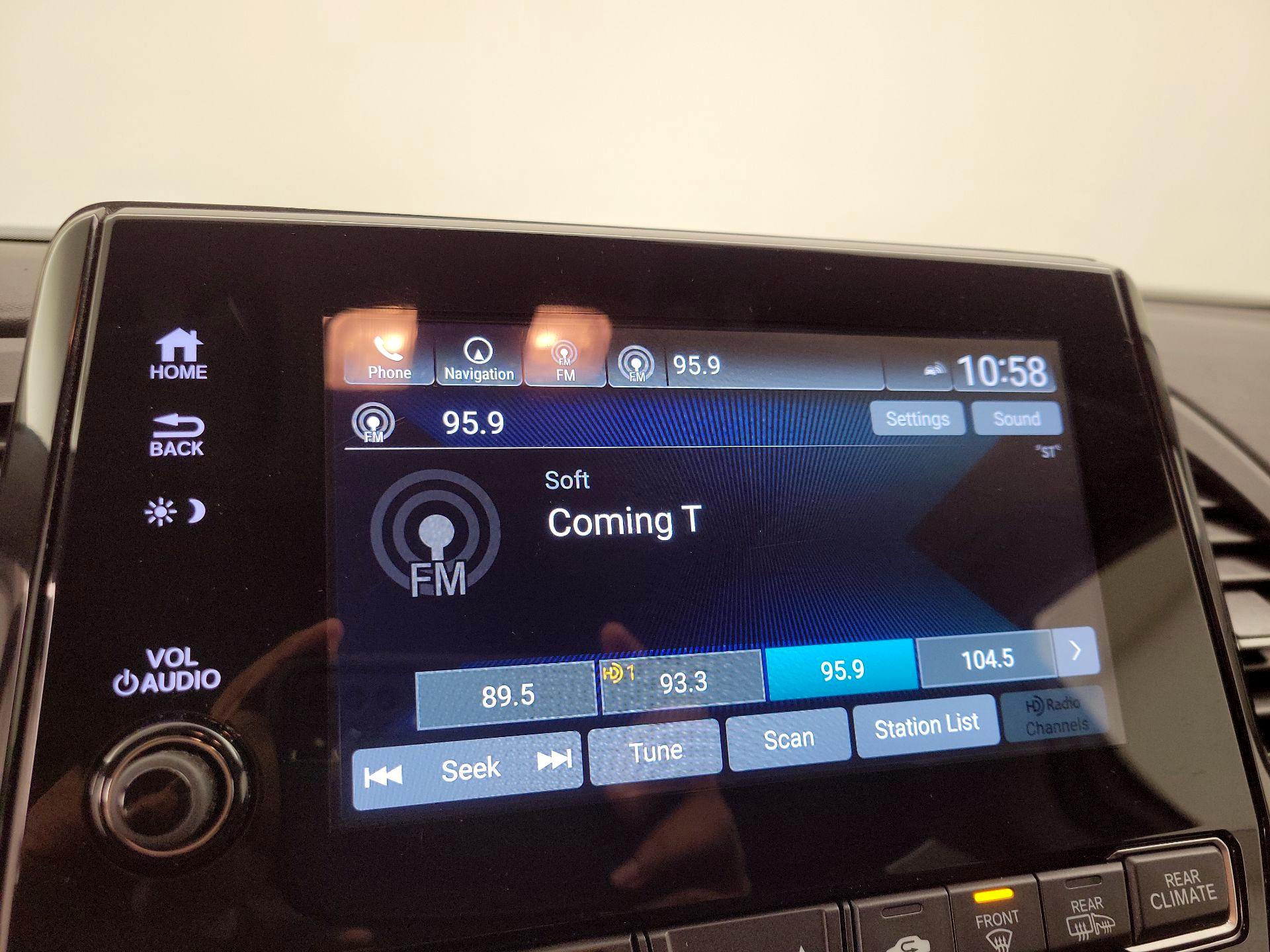 Thumbnail: 2022 Honda Odyssey - 16