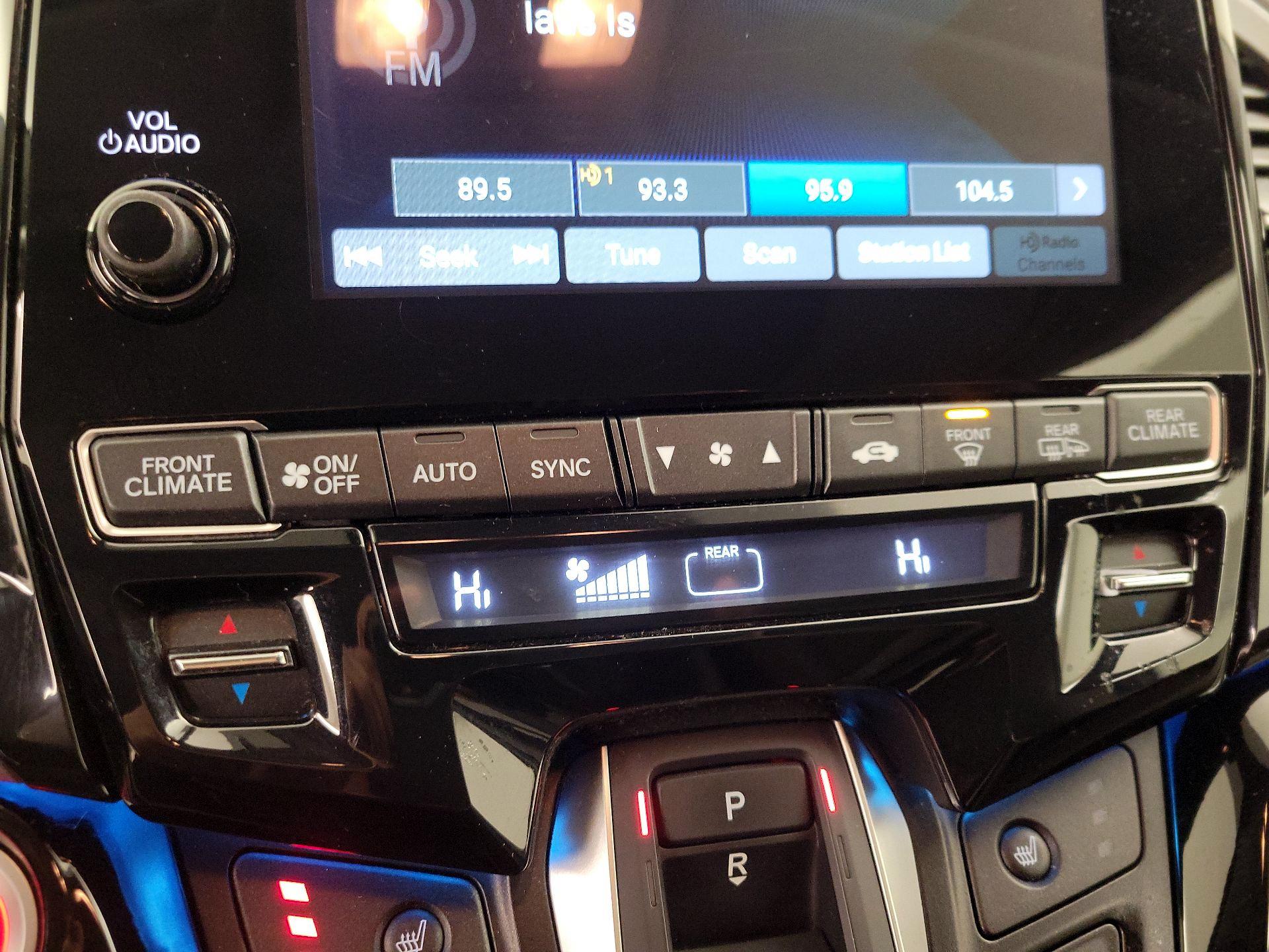 Thumbnail: 2022 Honda Odyssey - 17