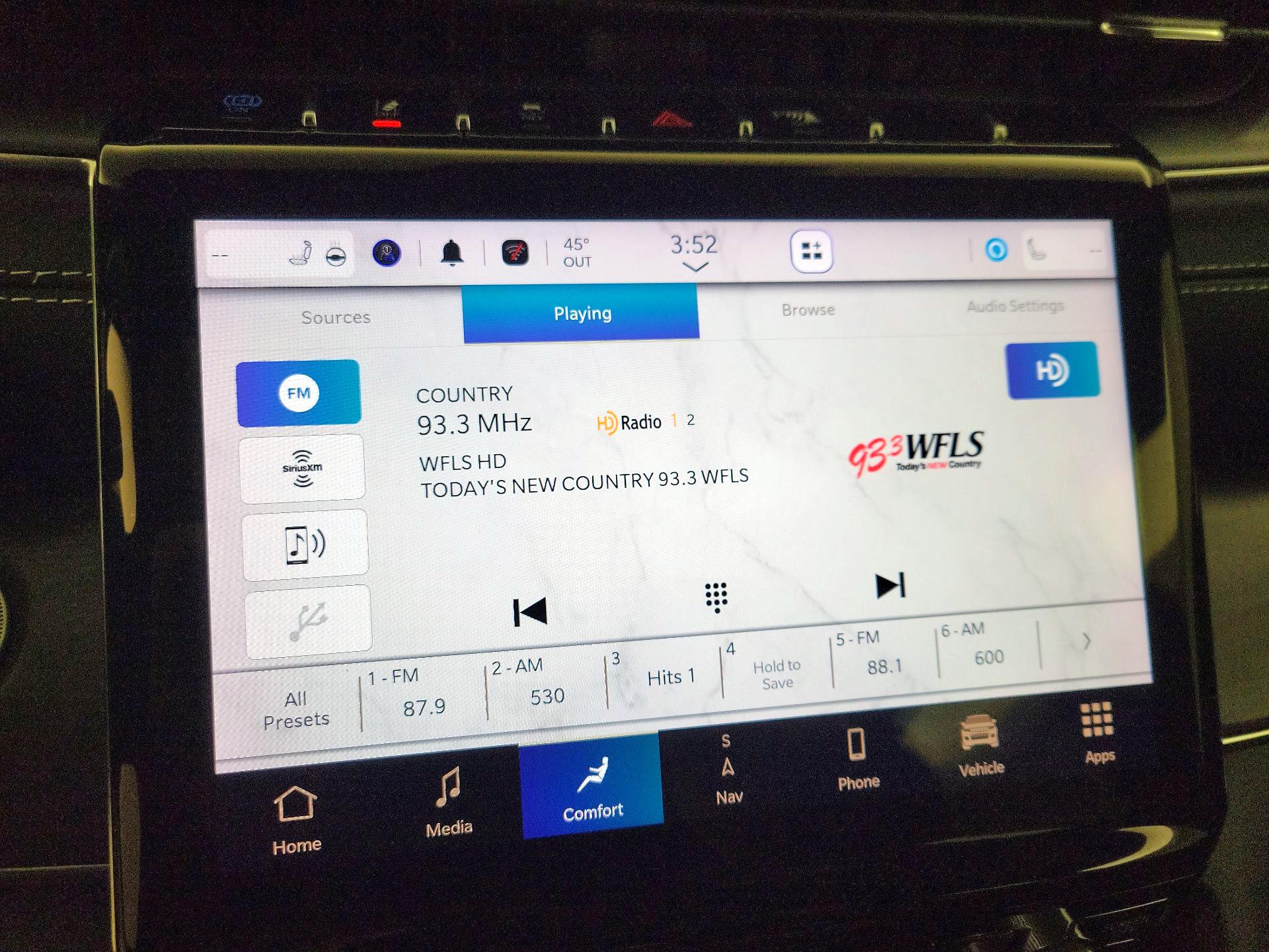 Thumbnail: 2022 Jeep Grand Cherokee - 17