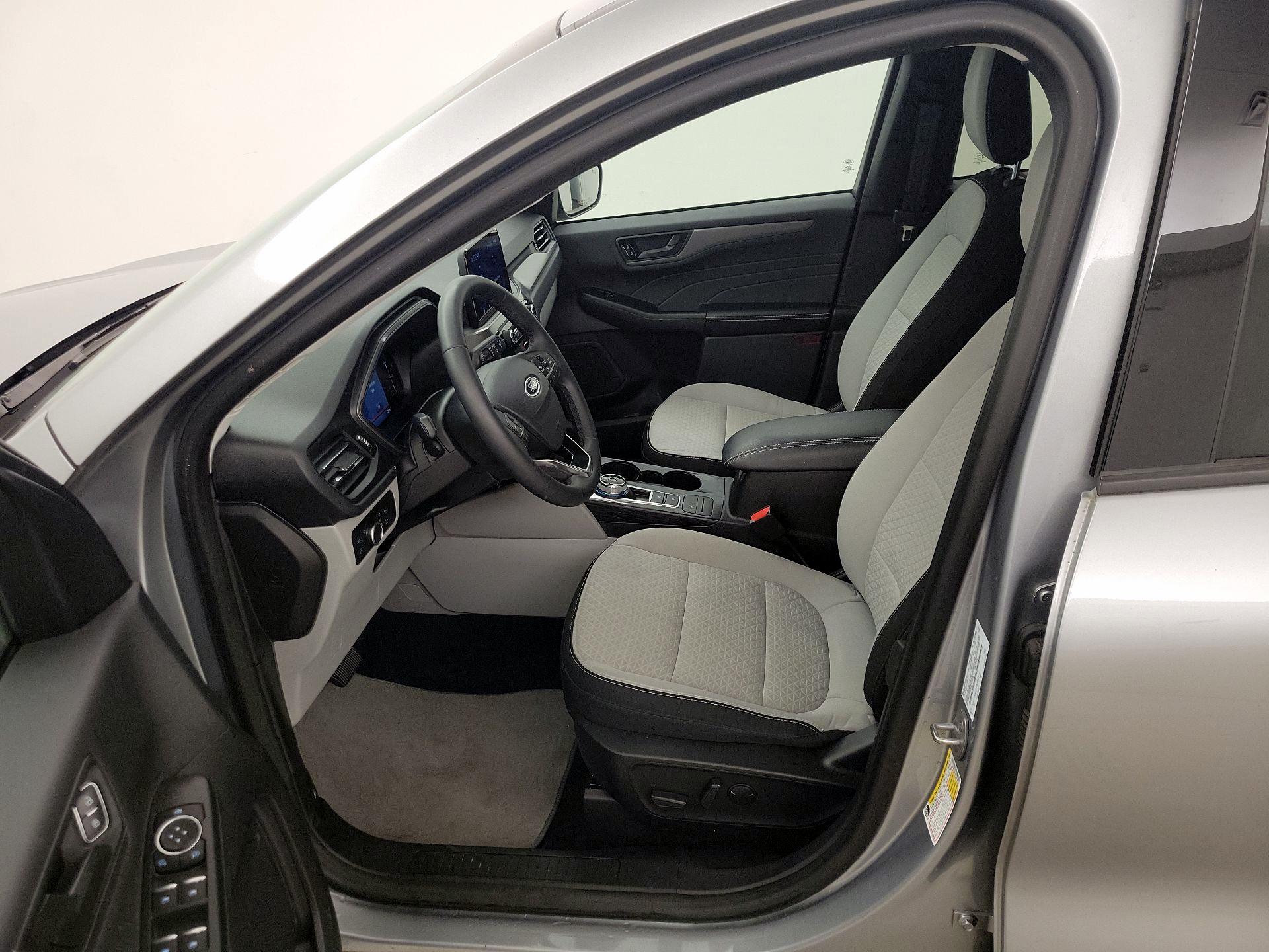 Thumbnail: 2023 Ford Escape - 11