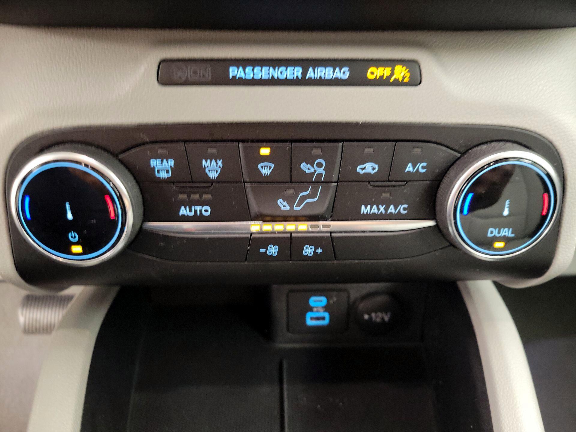 Thumbnail: 2023 Ford Escape - 16