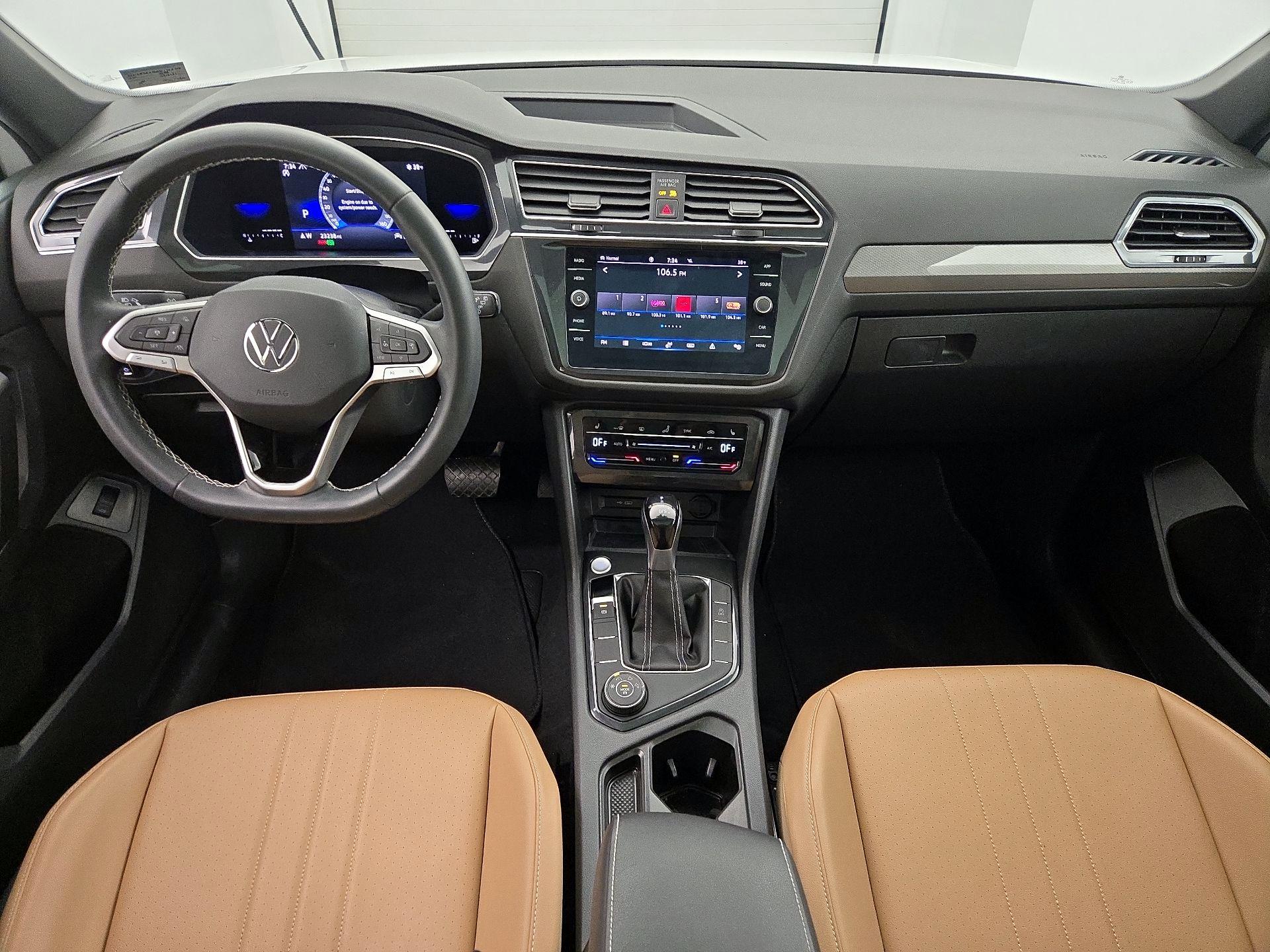 Thumbnail: 2022 Volkswagen Tiguan - 9