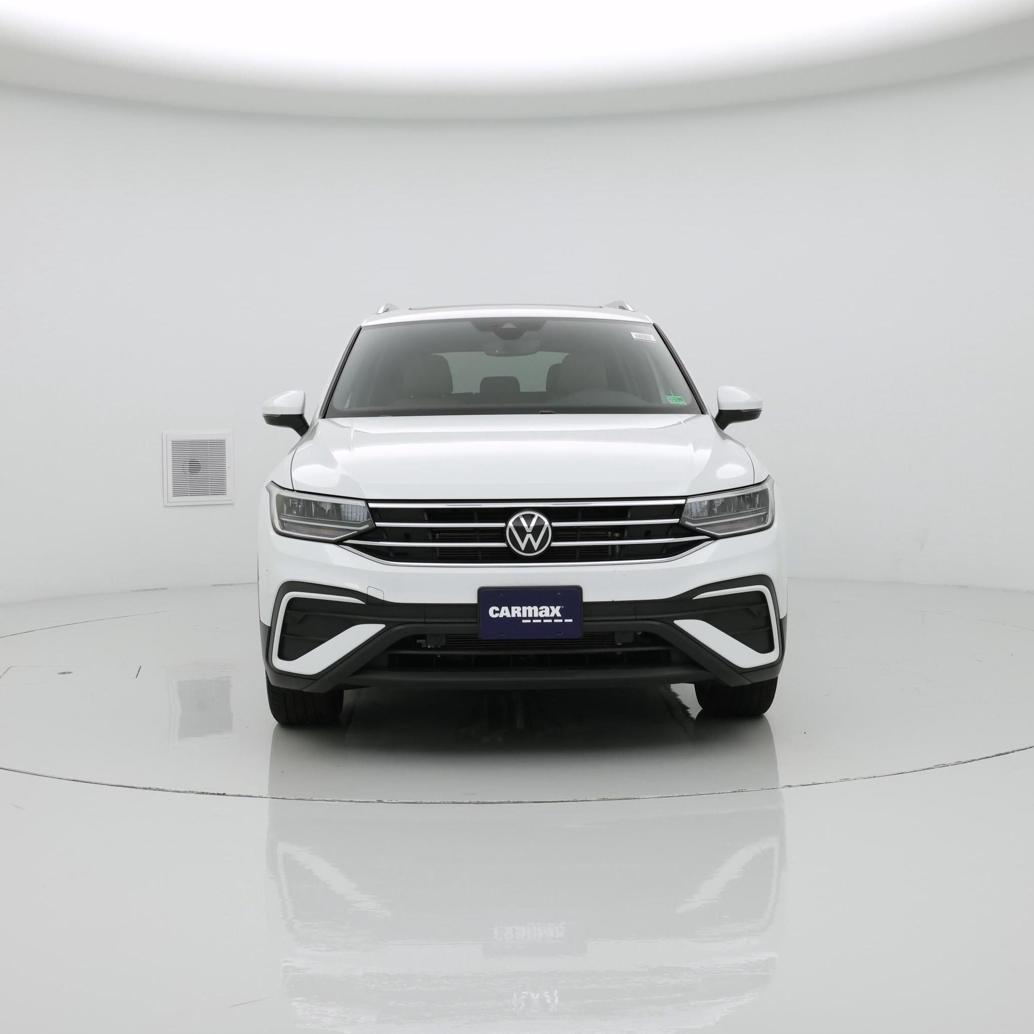 Thumbnail: 2022 Volkswagen Tiguan - 5
