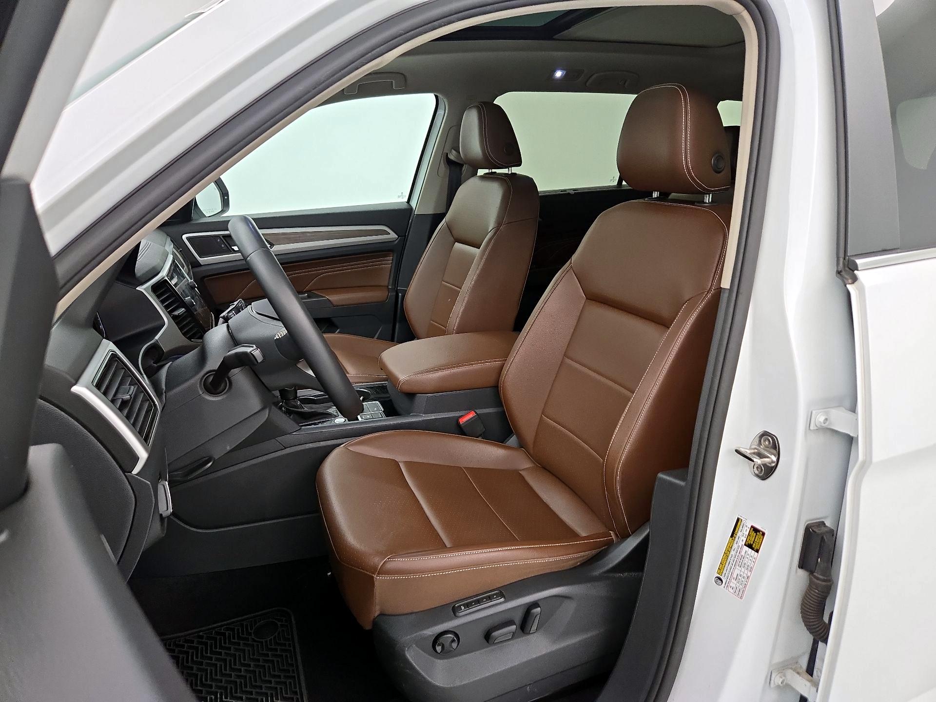 Thumbnail: 2022 Volkswagen Atlas - 11