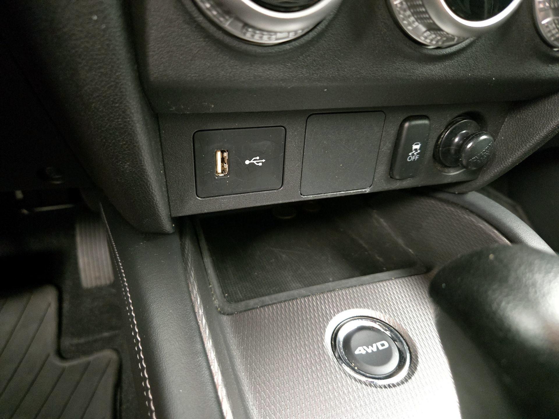 Thumbnail: 2024 Mitsubishi Outlander Sport - 18