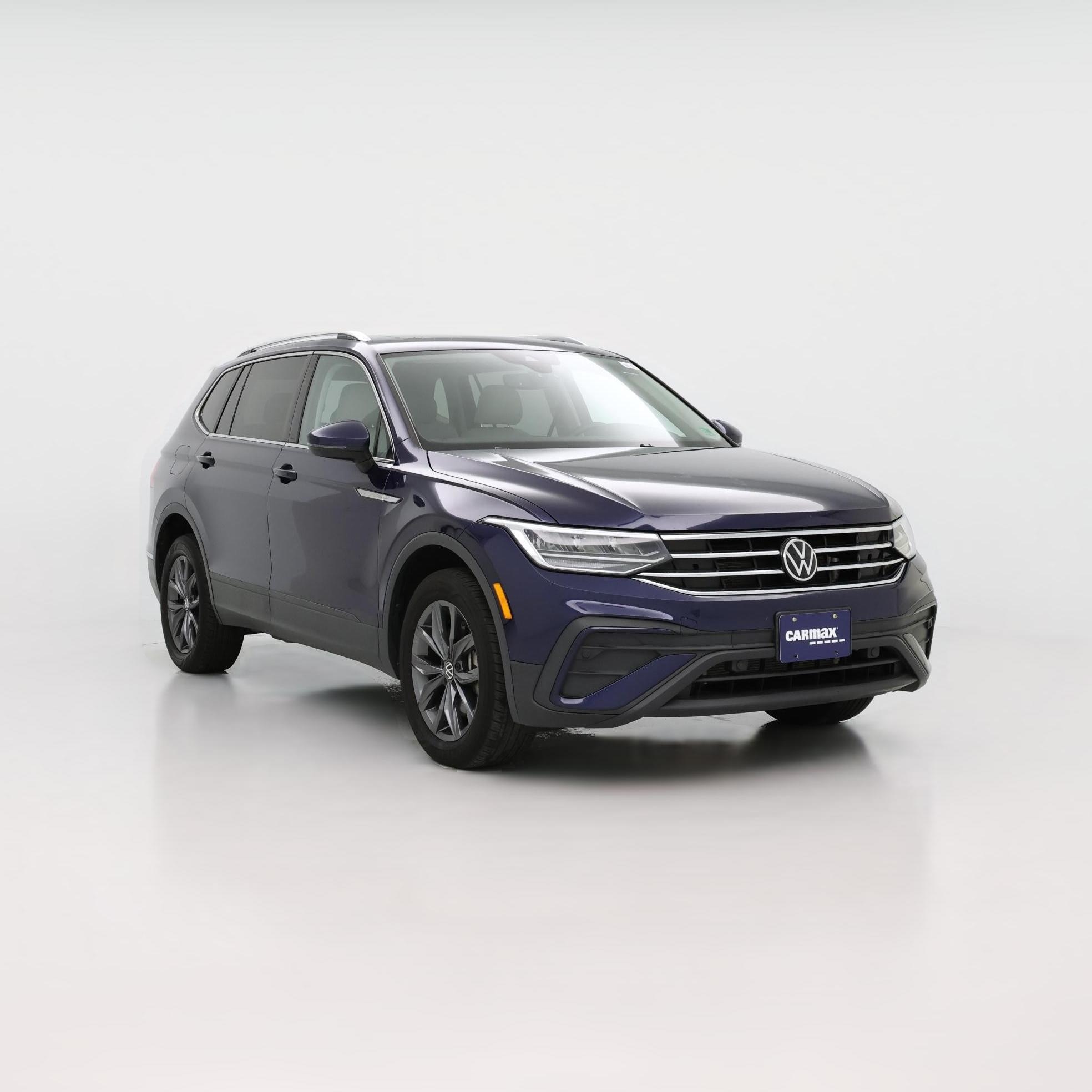Thumbnail: 2022 Volkswagen Tiguan - 1
