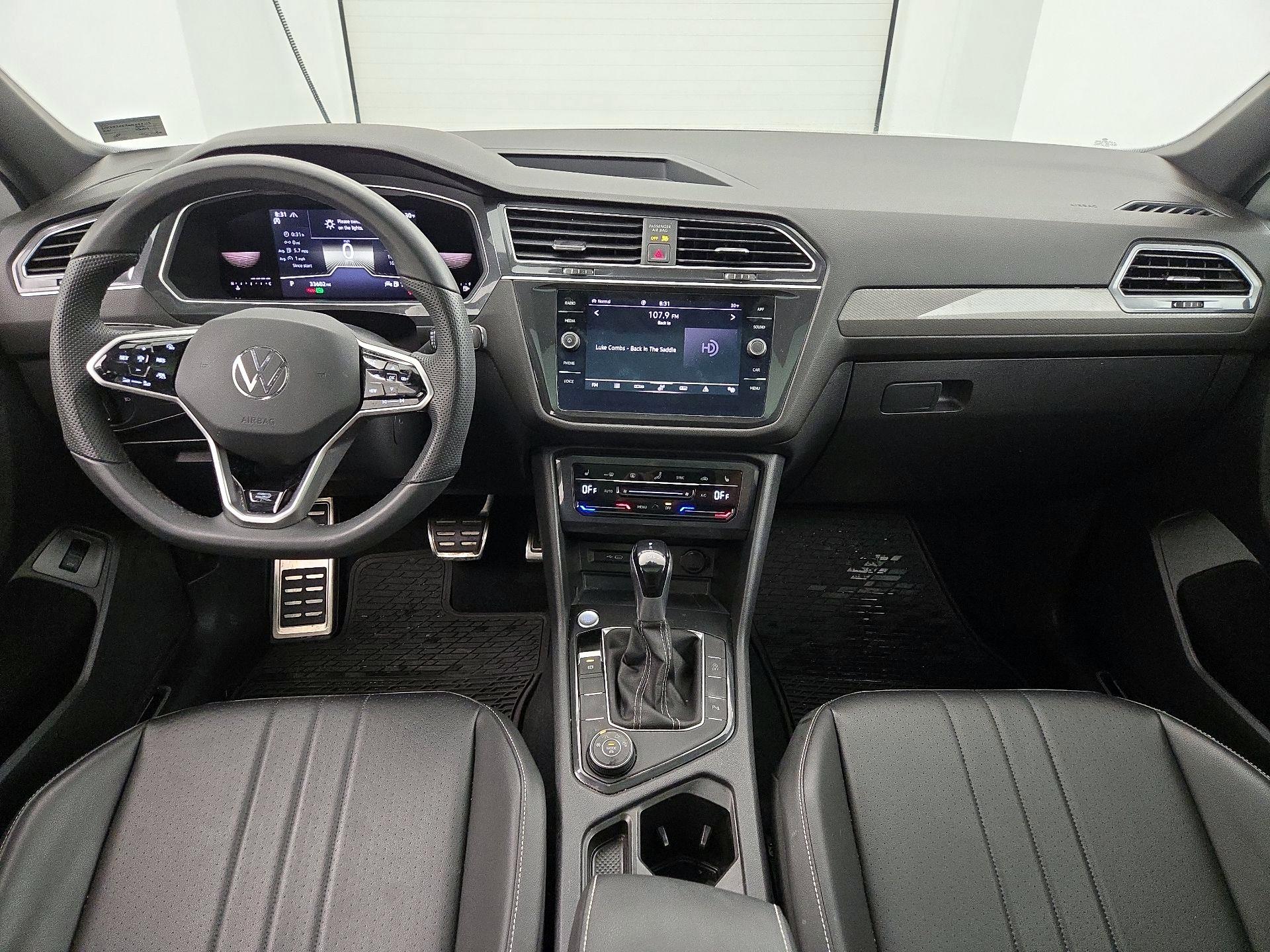 Thumbnail: 2022 Volkswagen Tiguan - 9