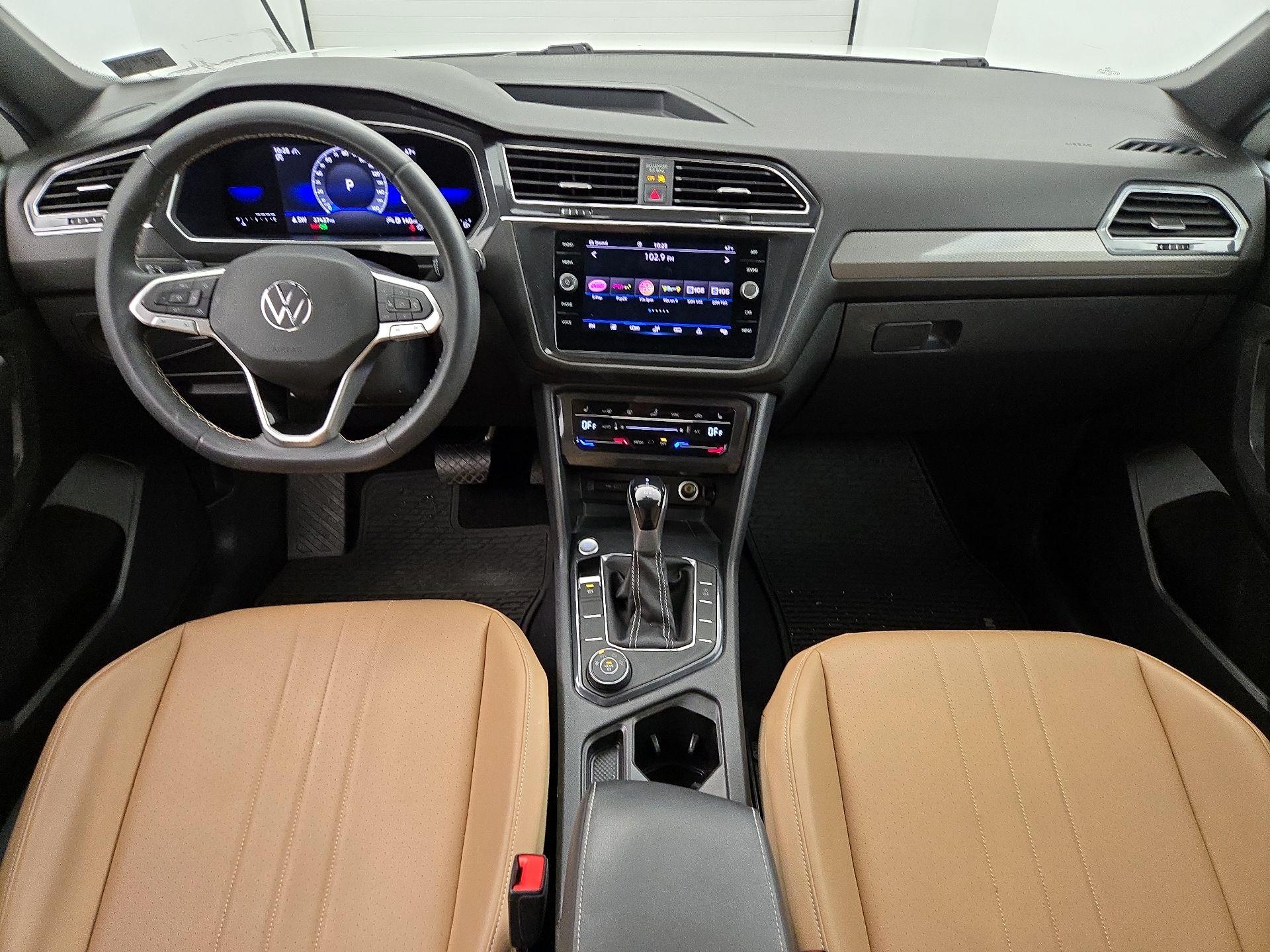 Thumbnail: 2022 Volkswagen Tiguan - 9