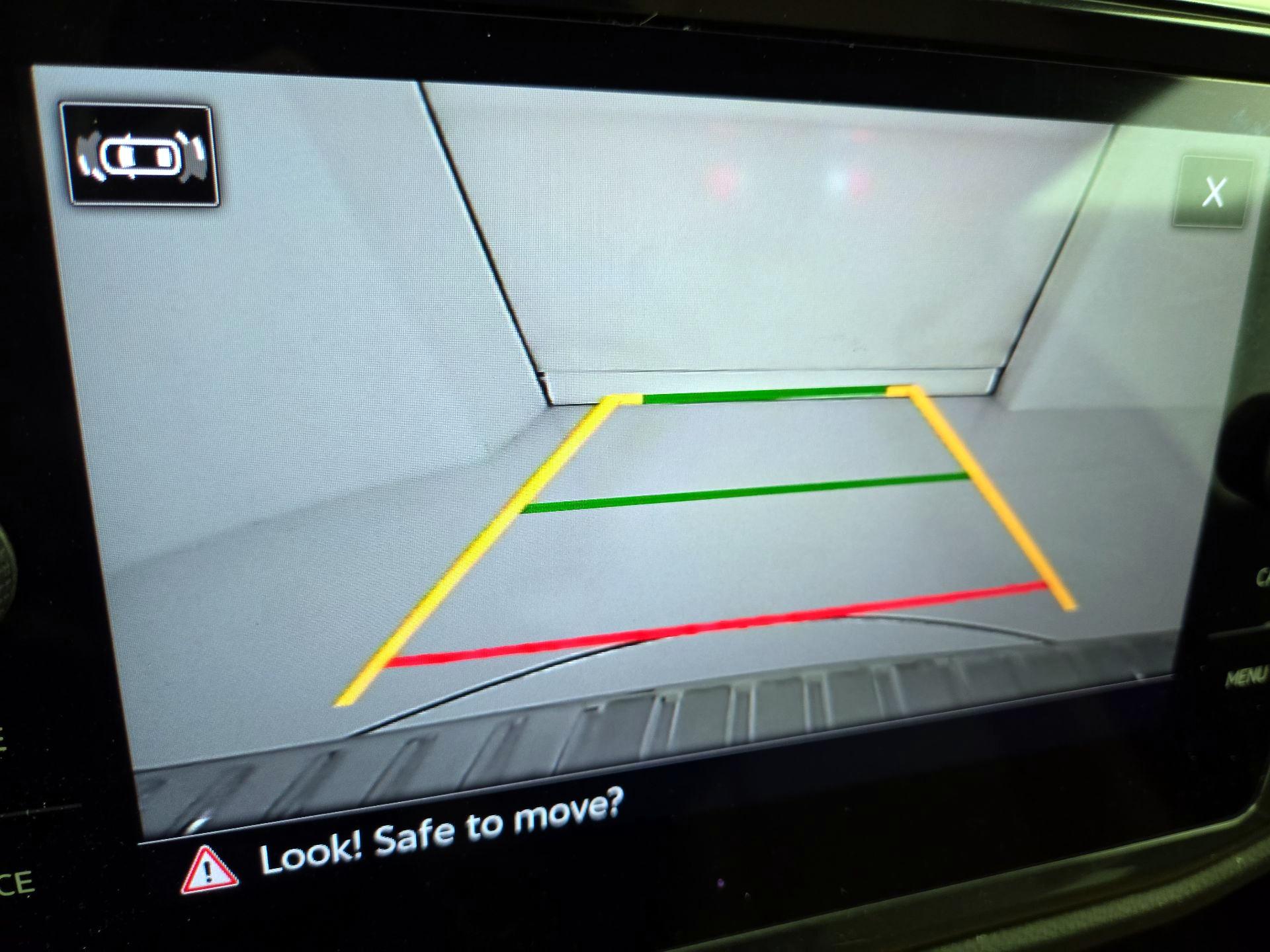 Thumbnail: 2022 Volkswagen Tiguan - 14