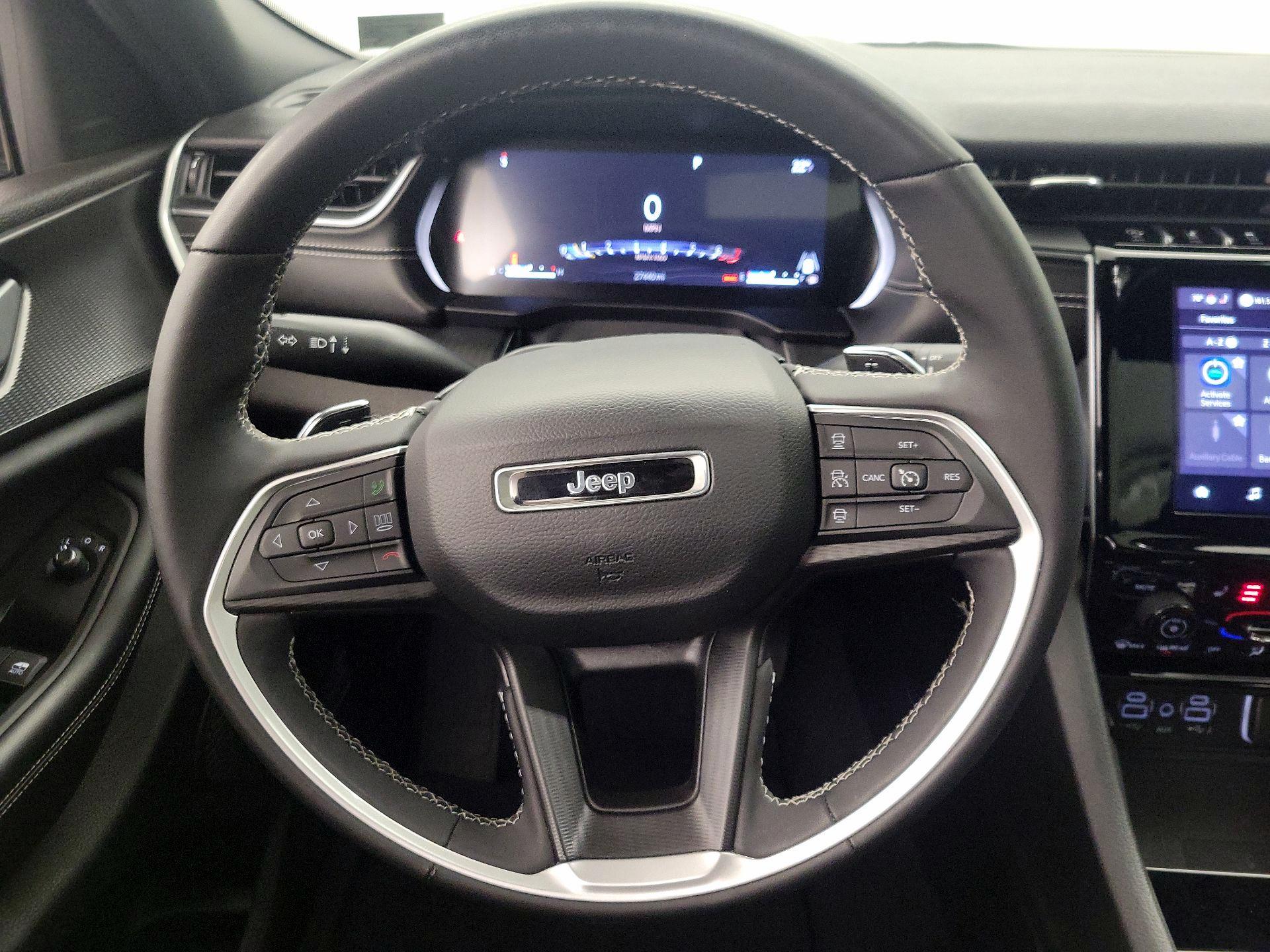 Thumbnail: 2023 Jeep Grand Cherokee - 10