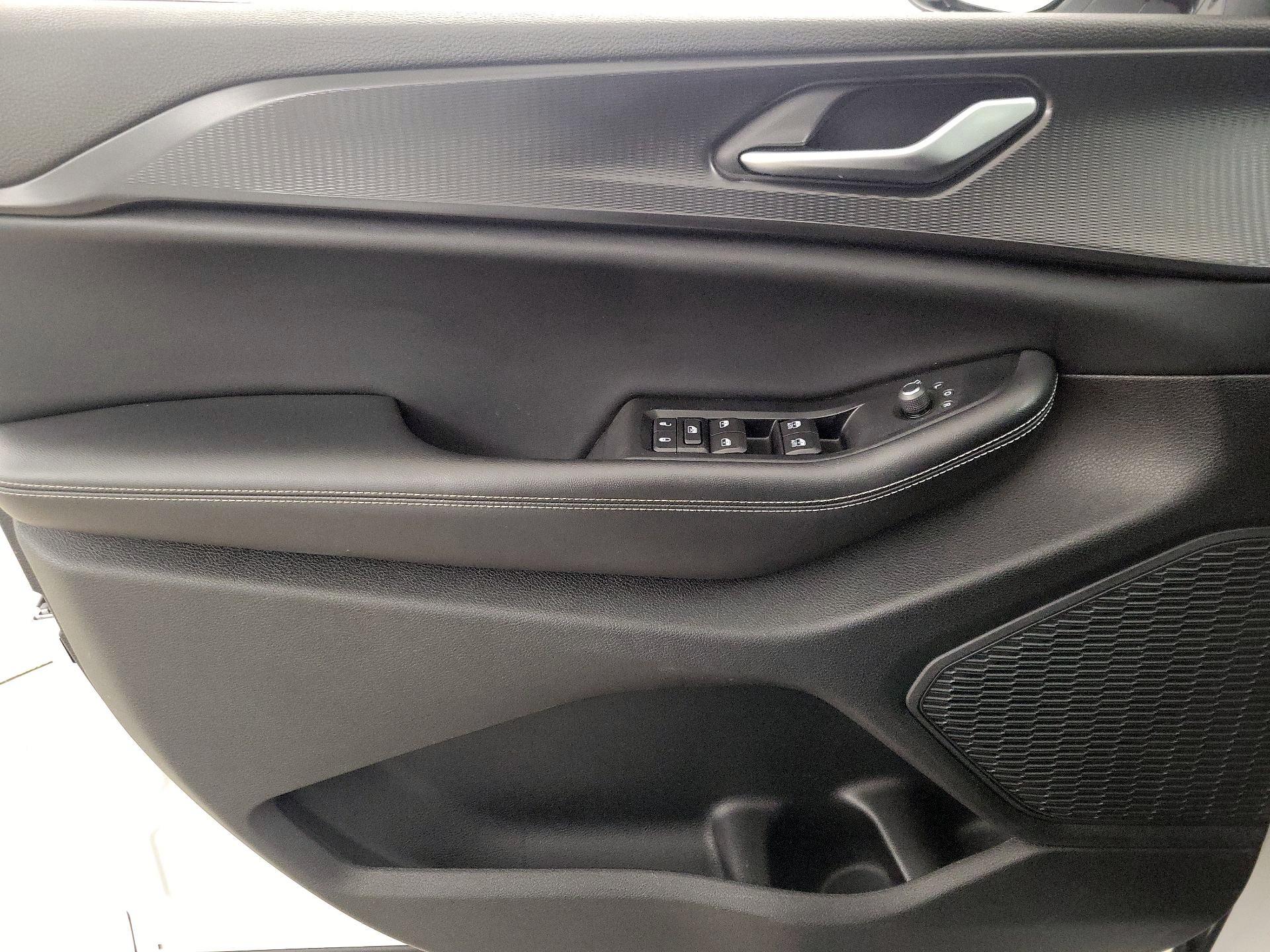 Thumbnail: 2023 Jeep Grand Cherokee - 12