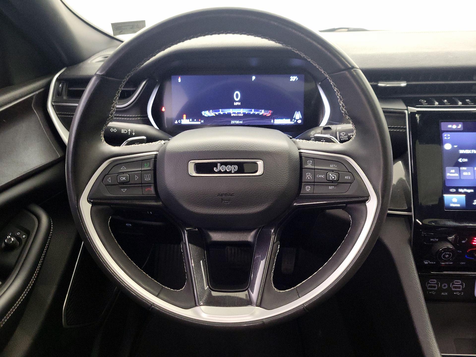 Thumbnail: 2023 Jeep Grand Cherokee - 10