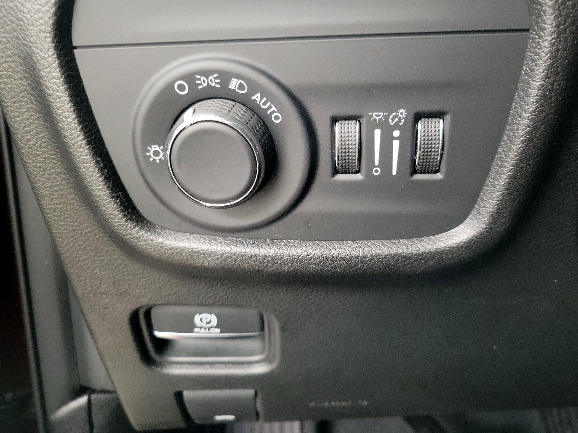 Thumbnail: 2023 Jeep Grand Cherokee - 13