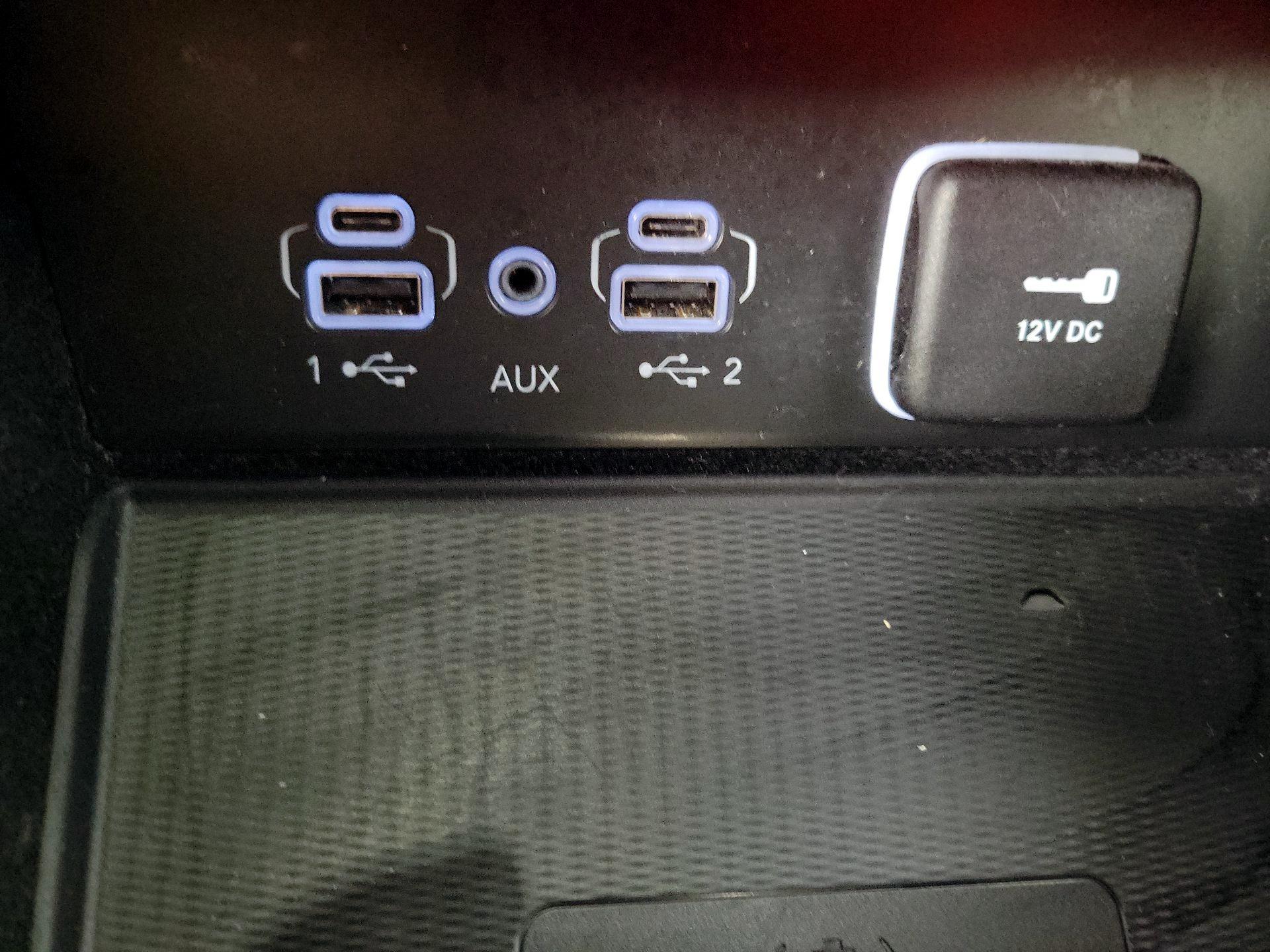 Thumbnail: 2023 Jeep Grand Cherokee - 18