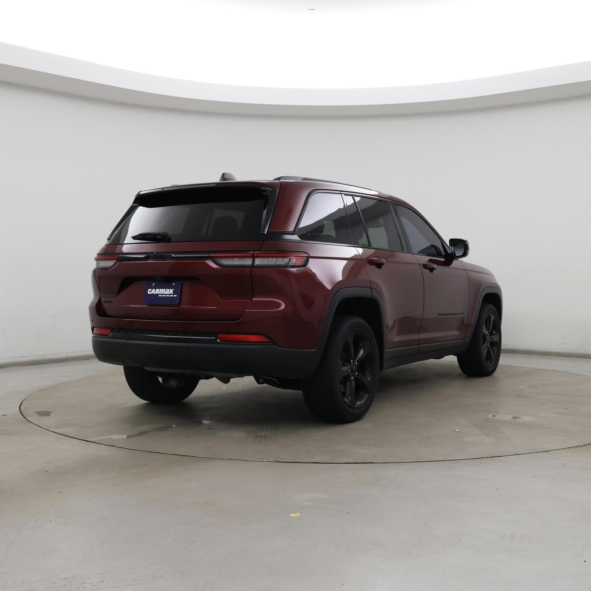 Thumbnail: 2023 Jeep Grand Cherokee - 8