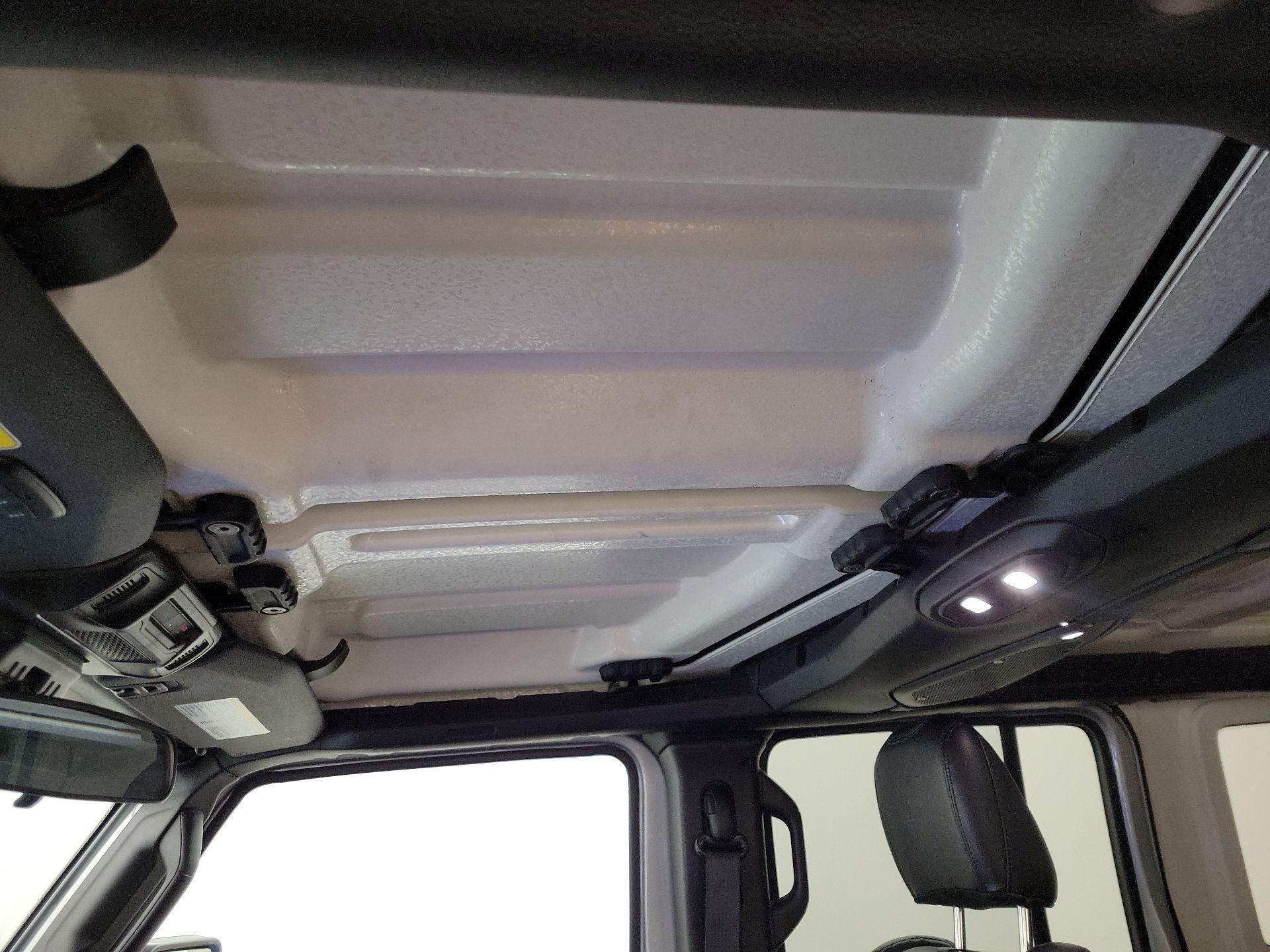 Thumbnail: 2024 Jeep Wrangler - 19