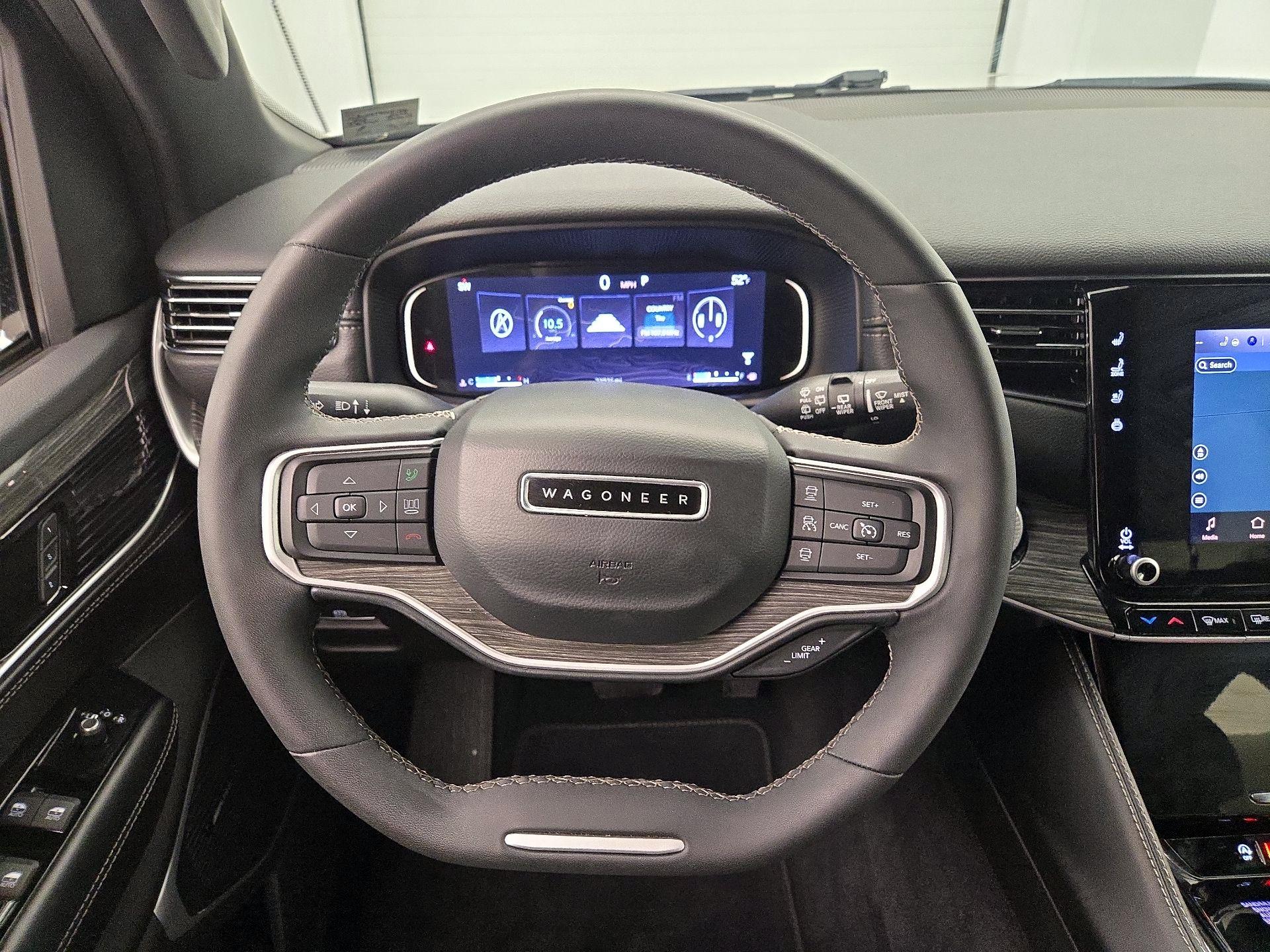 Thumbnail: 2022 Jeep Wagoneer - 10