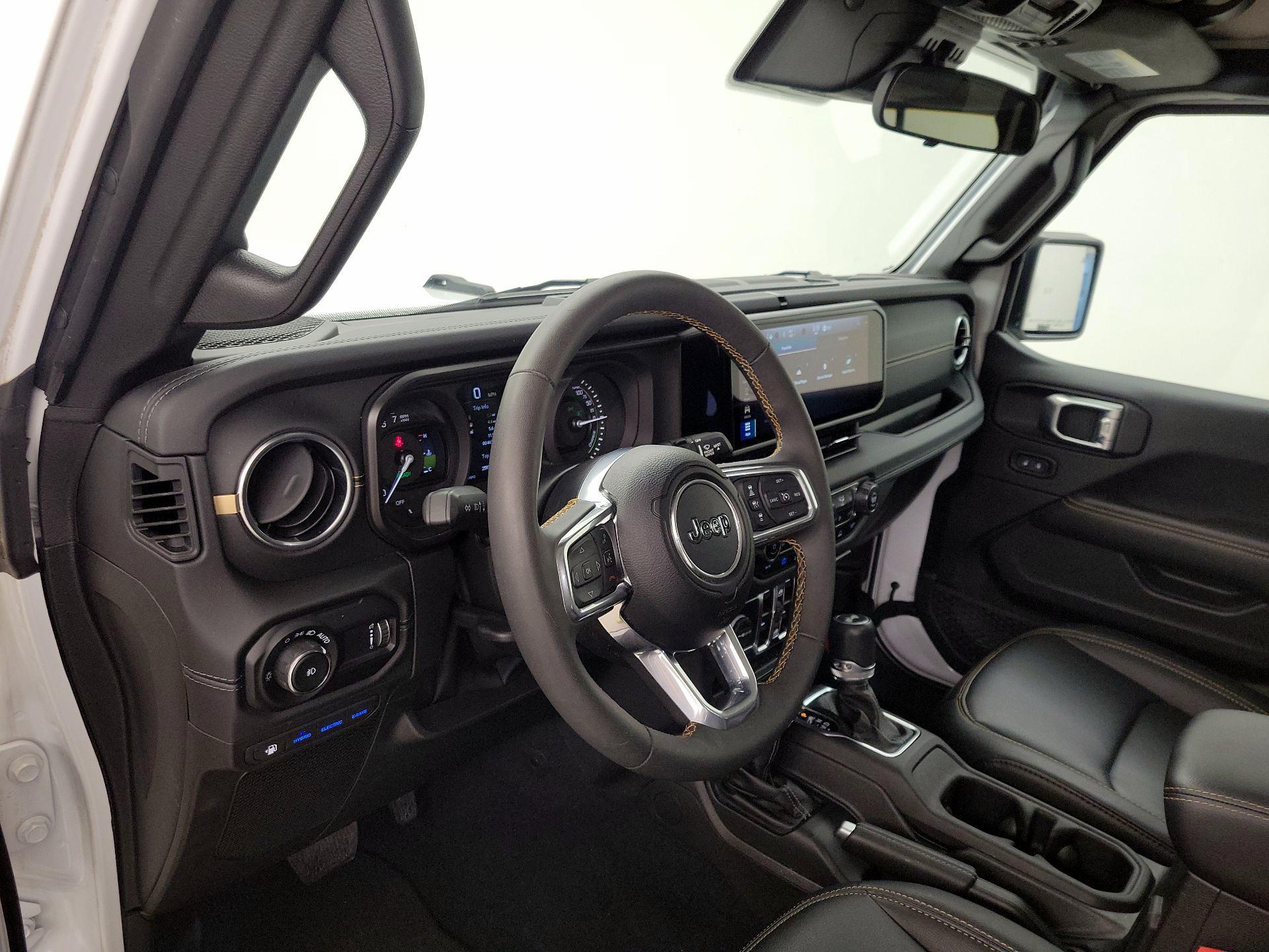 Thumbnail: 2024 Jeep Wrangler - 9