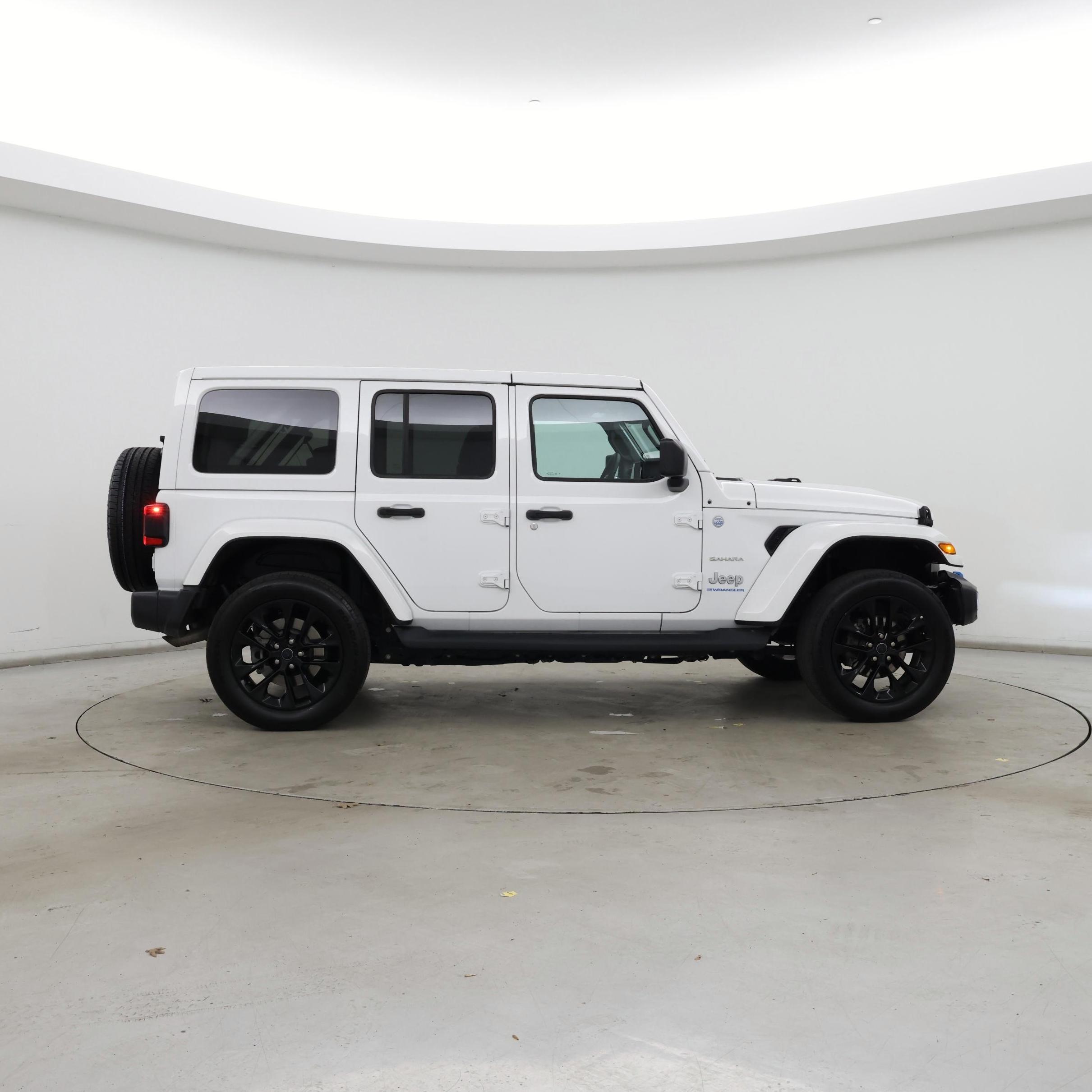 Thumbnail: 2024 Jeep Wrangler - 7