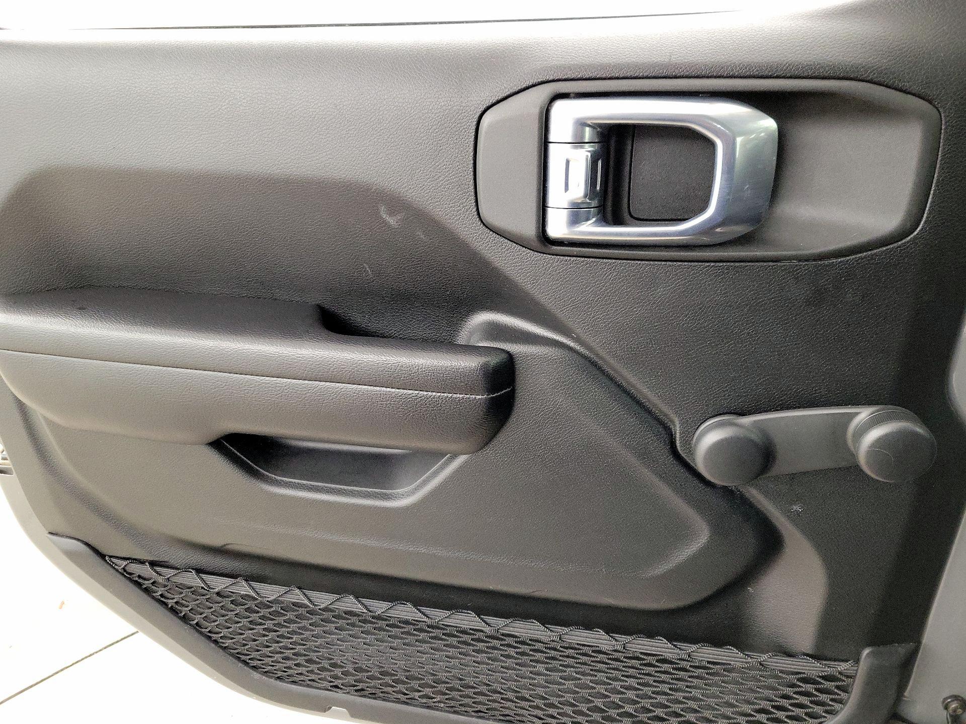 Thumbnail: 2021 Jeep Wrangler - 12