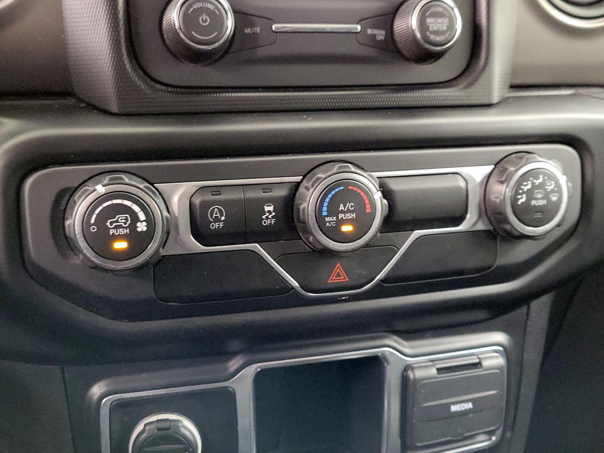 Thumbnail: 2021 Jeep Wrangler - 16