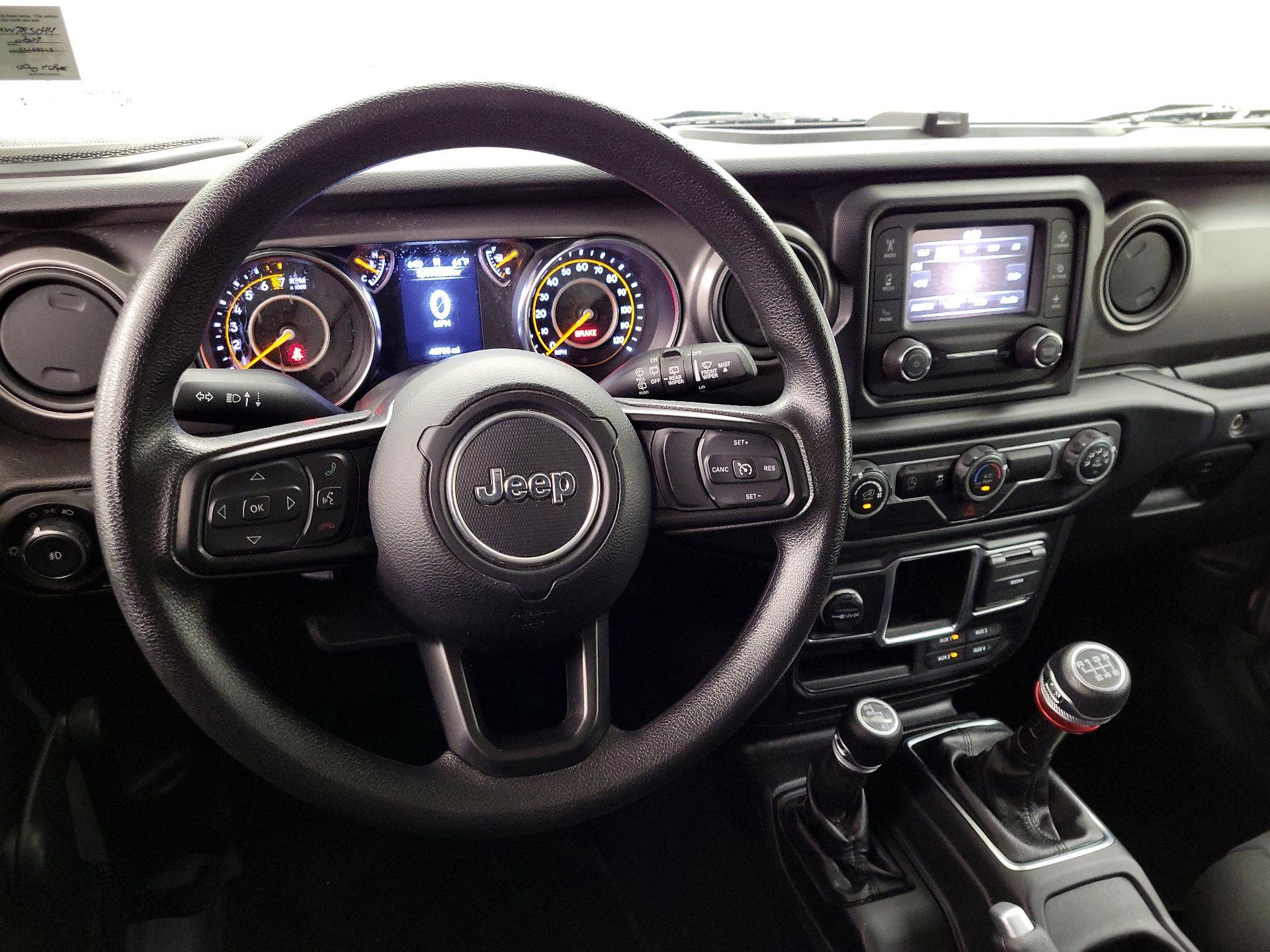 Thumbnail: 2021 Jeep Wrangler - 19