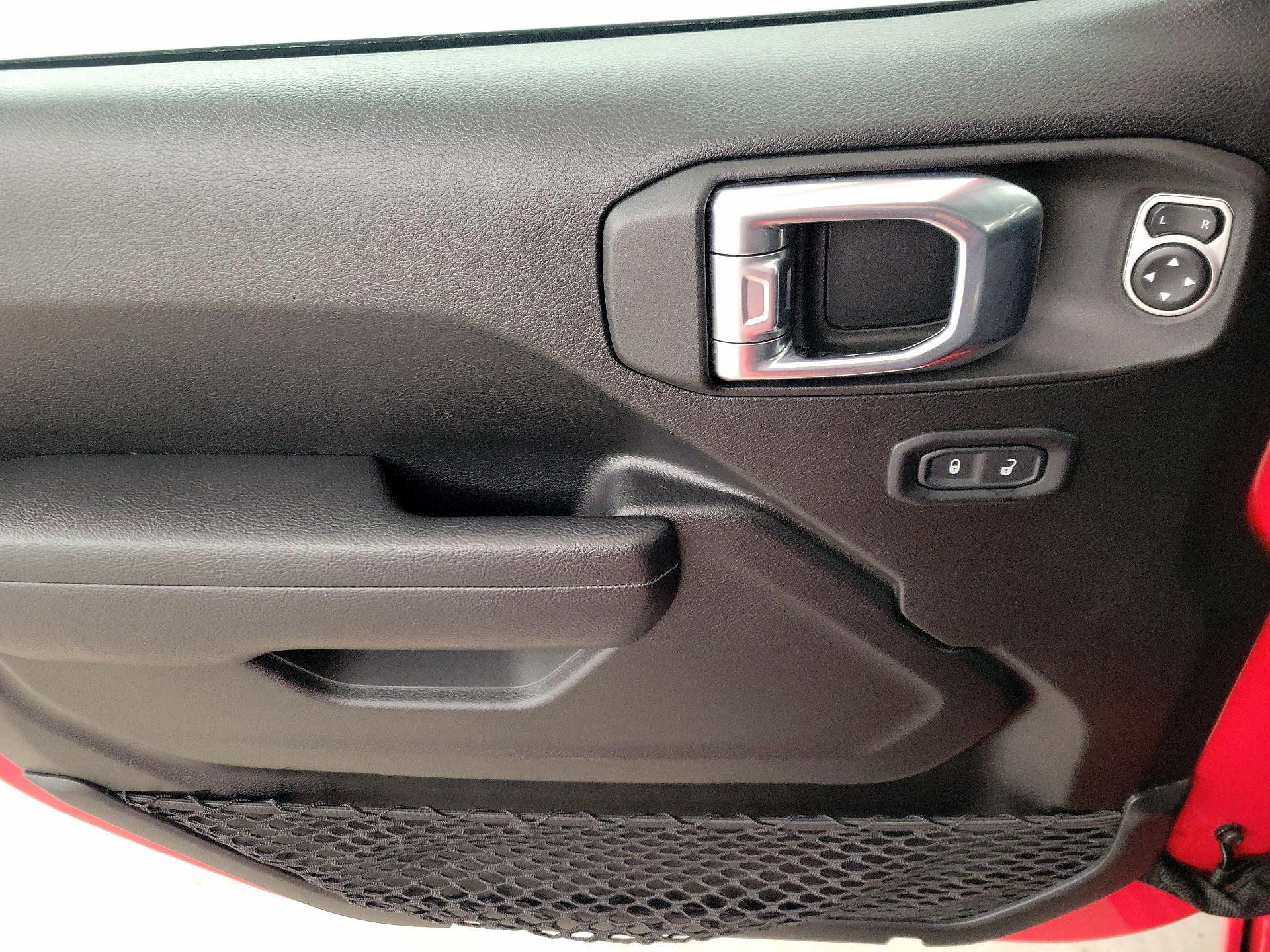 Thumbnail: 2022 Jeep Wrangler - 12