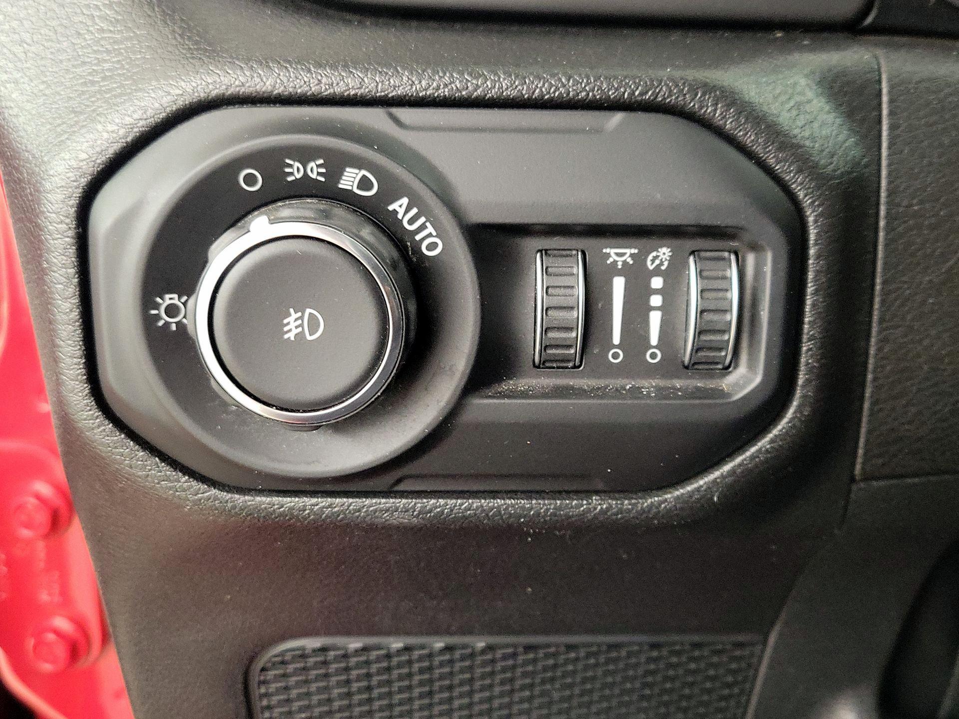 Thumbnail: 2022 Jeep Wrangler - 13