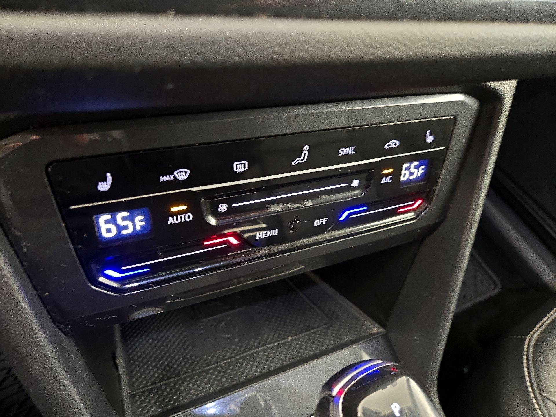 Thumbnail: 2022 Volkswagen Tiguan - 16