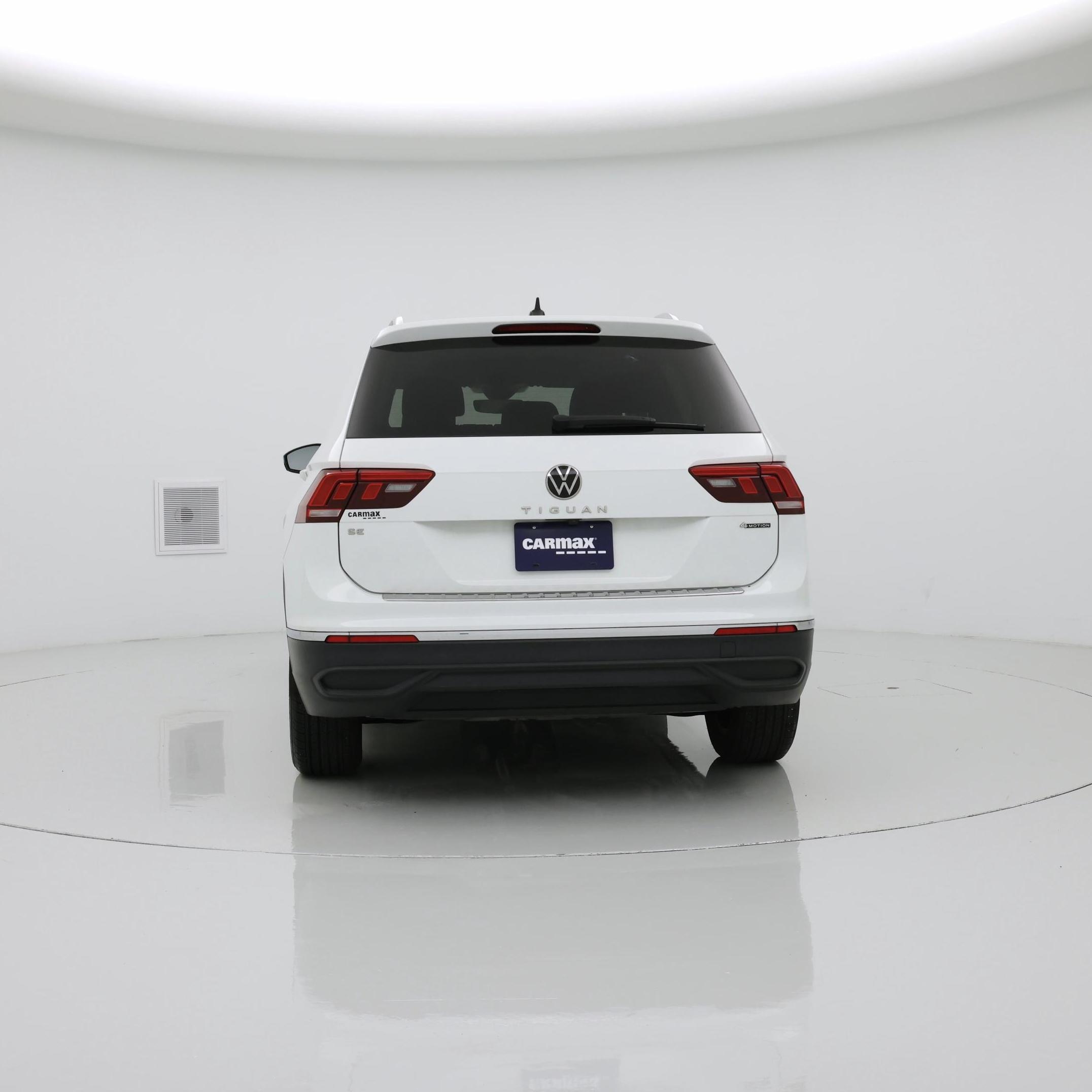 Thumbnail: 2022 Volkswagen Tiguan - 6