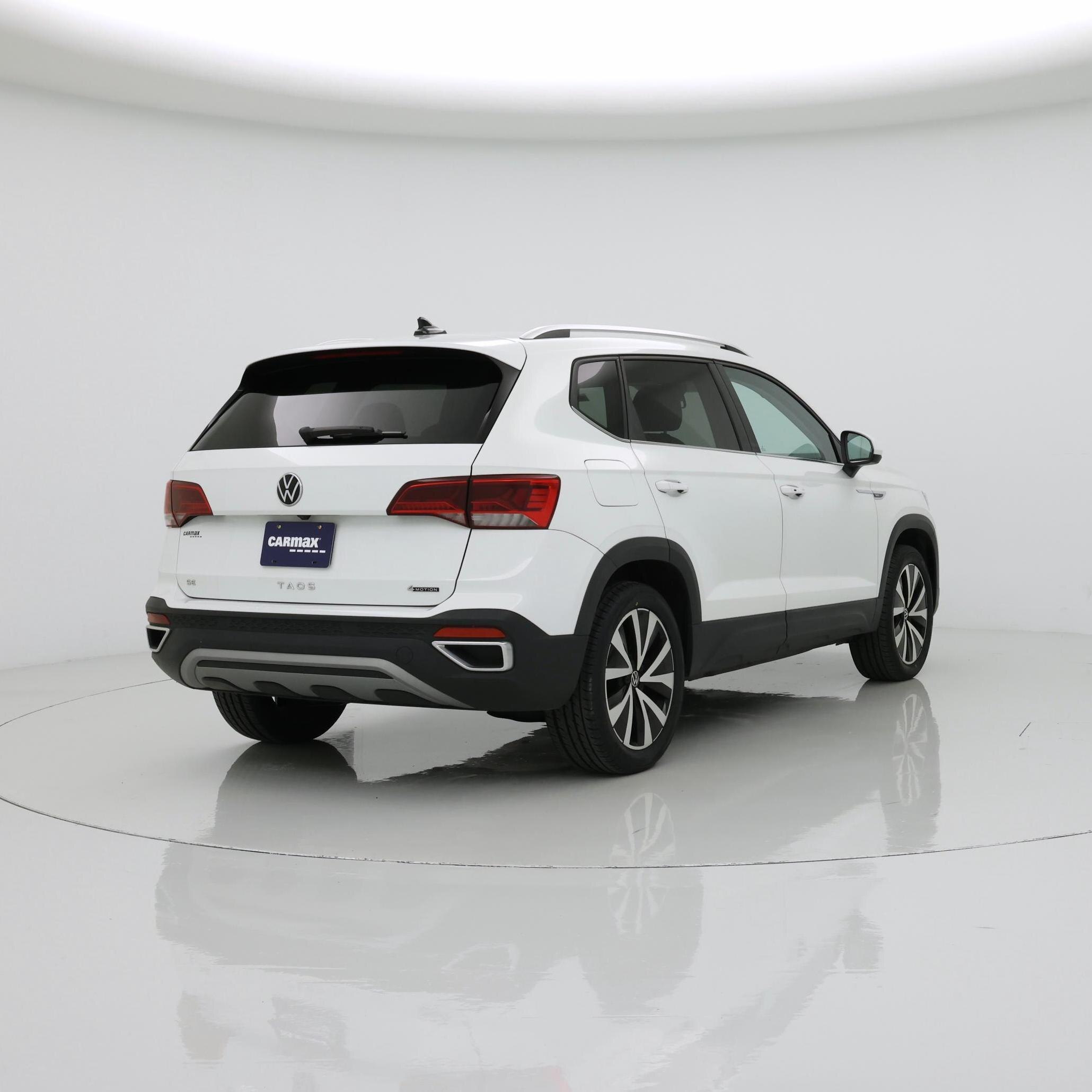 Thumbnail: 2022 Volkswagen Taos - 8