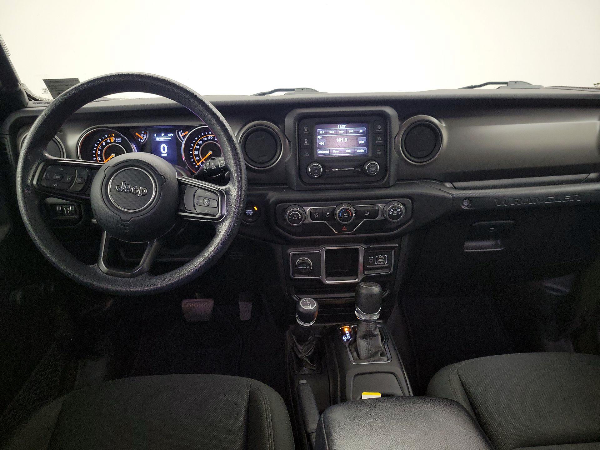 Thumbnail: 2021 Jeep Wrangler - 9